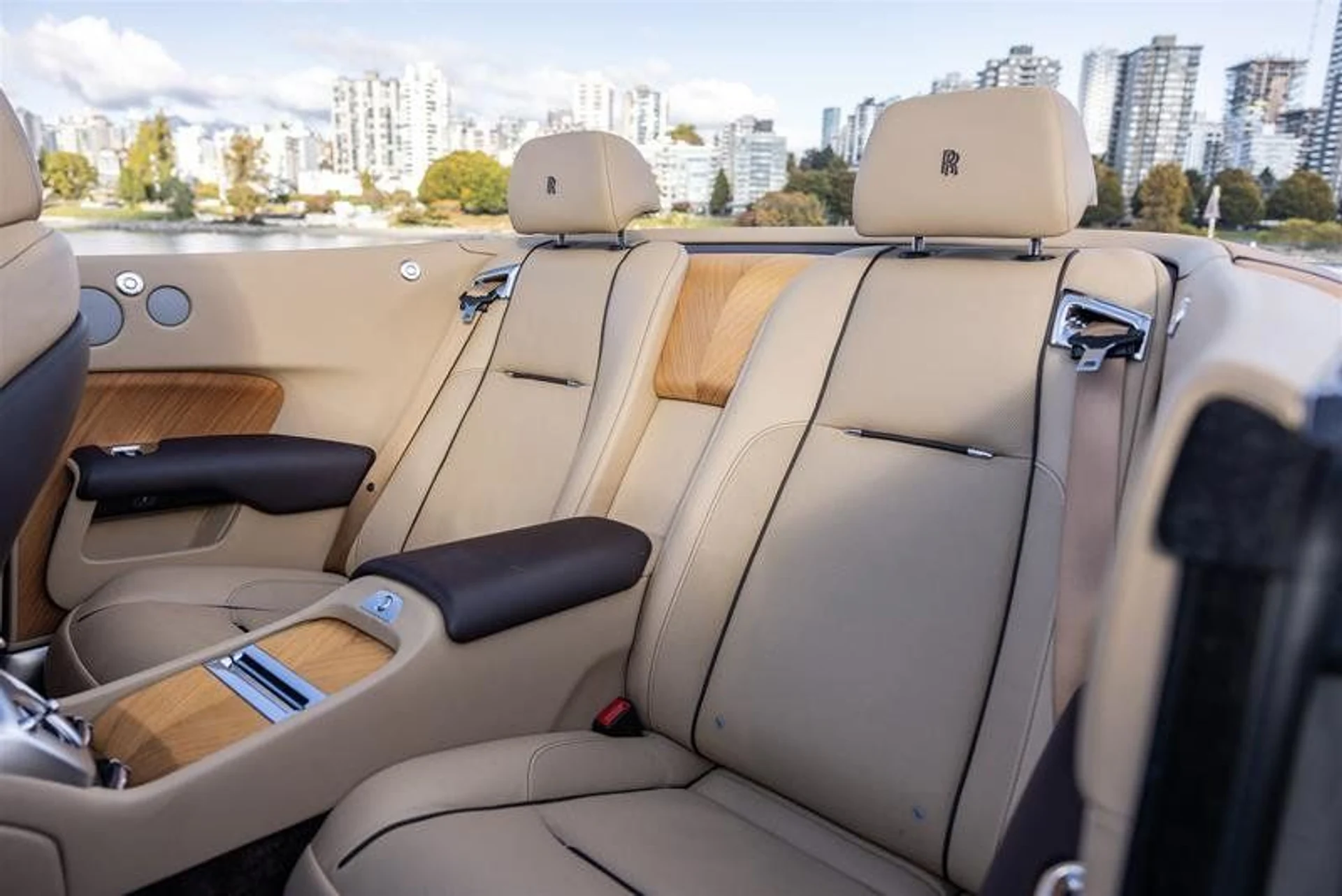 mph019_699889437_37184980_00470_11560336_1532800736_6d7ae7897b