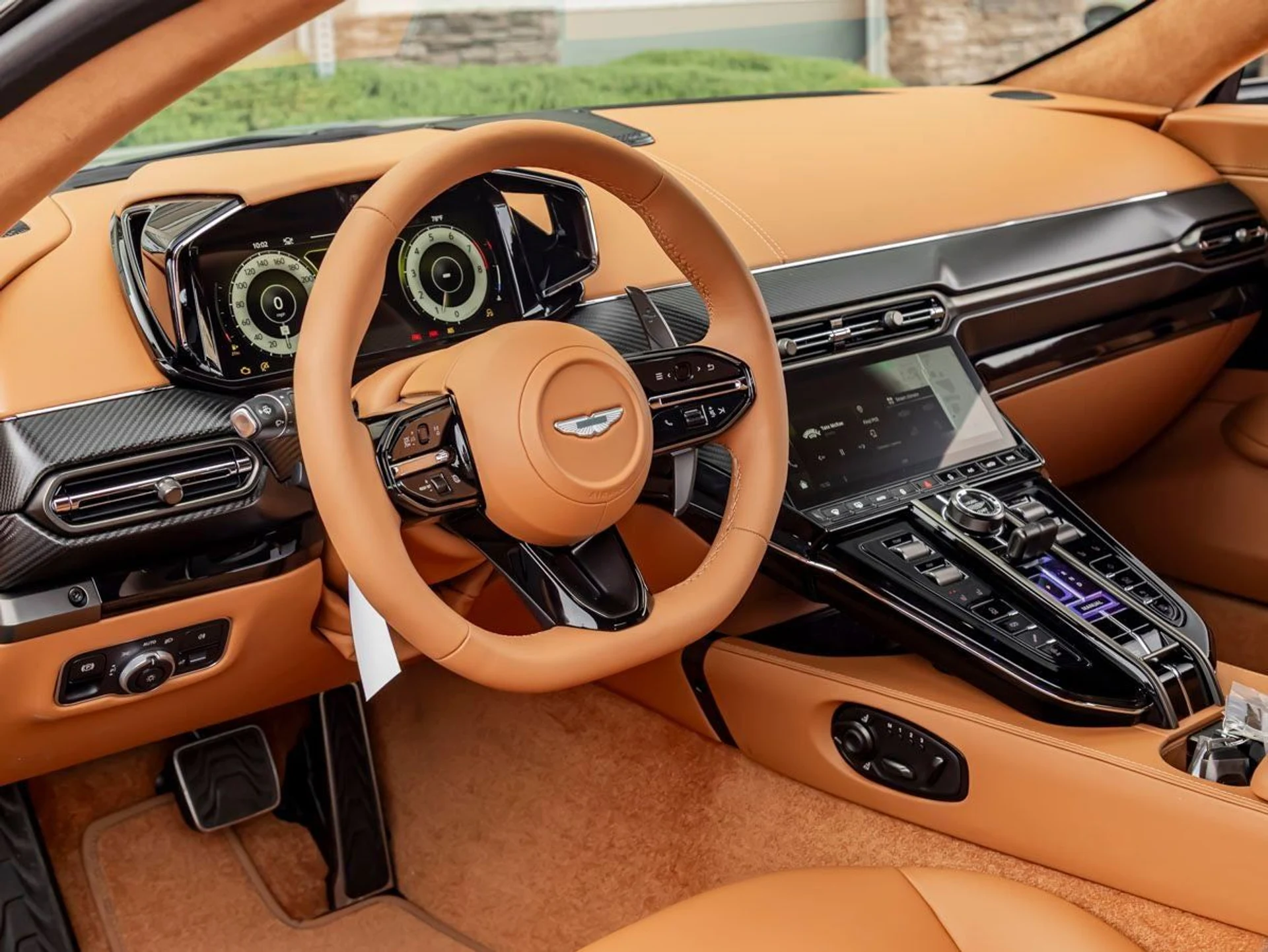 mph019_711805501_20_caa99e9d4a