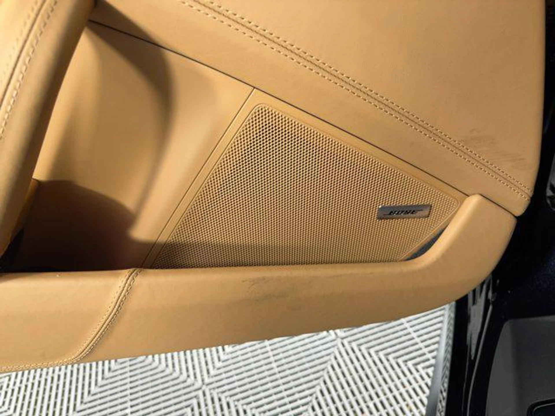 mph019_714274220_4y25_X44j_O_Zr_I_Mjo_Y_x_Lq612_Fhjc_40f923d658