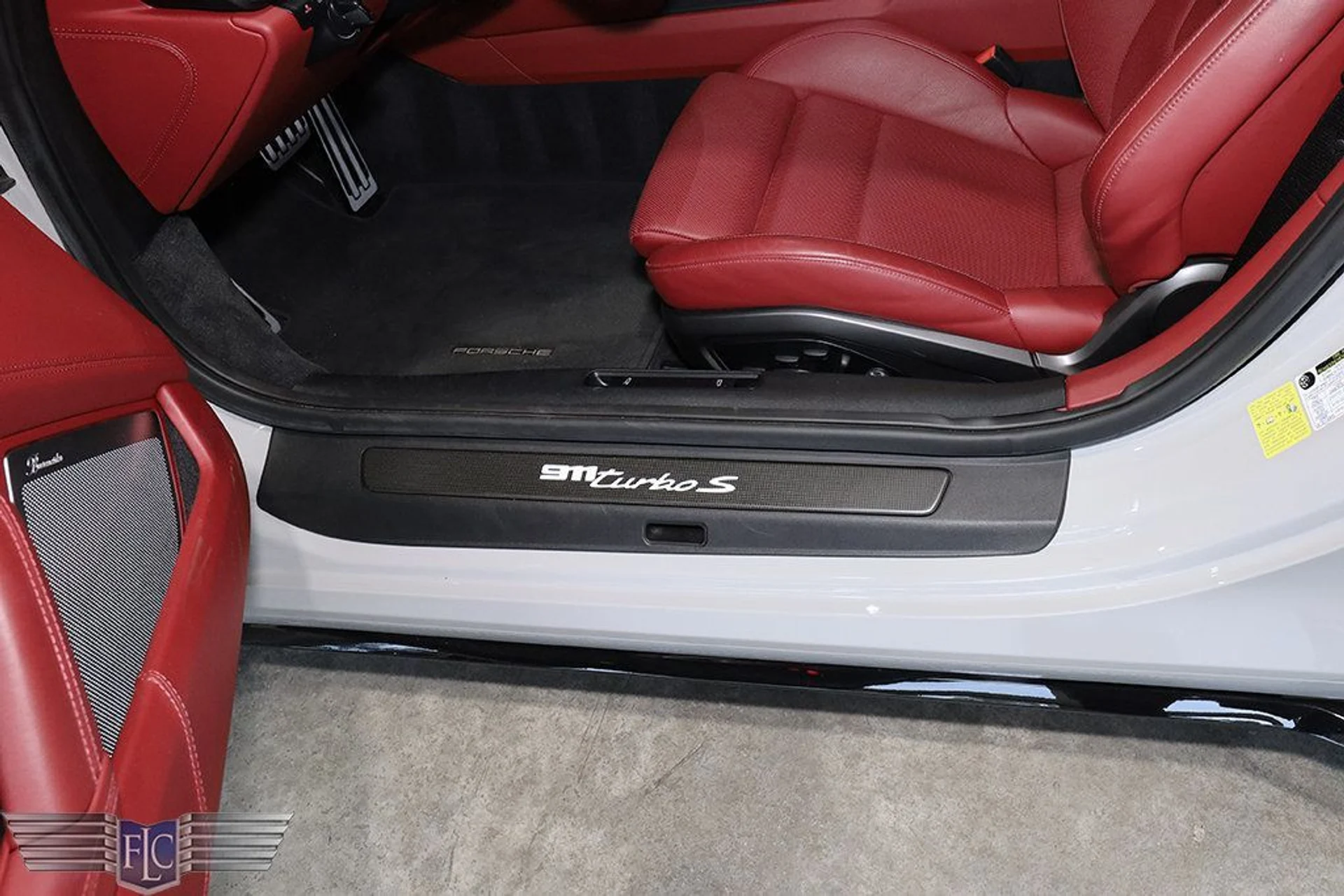 mph019_716176869_used_2022_porsche_911_turboscoupe_9689_22838871_20_1024_6e2e3a5fba