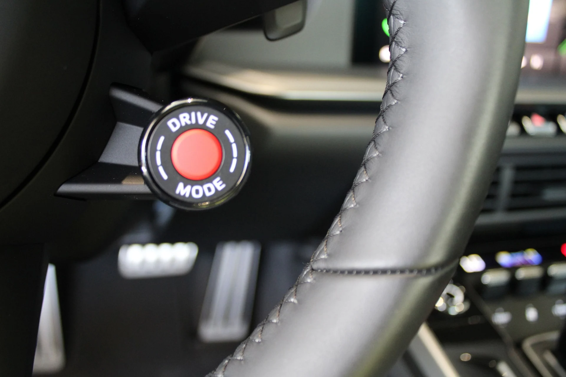 mph019_717092146_cea20099e021980238a8d217b1e4d202x_fa7eee58d5