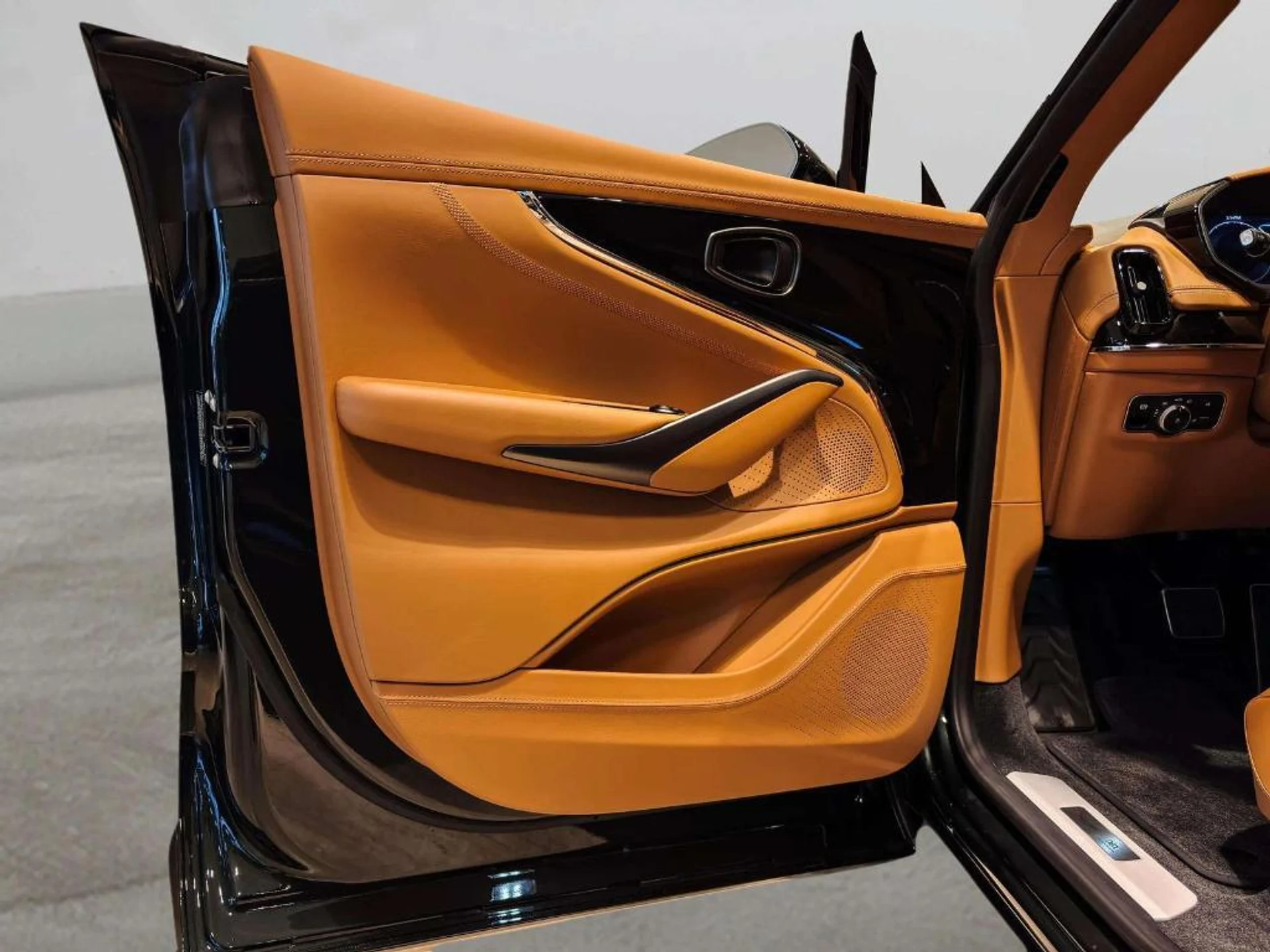 mph019_719037876_Bb3mh6v_I_Xc_Jh_T_Vy9yx_Hl_E_Eppo_eeee288344