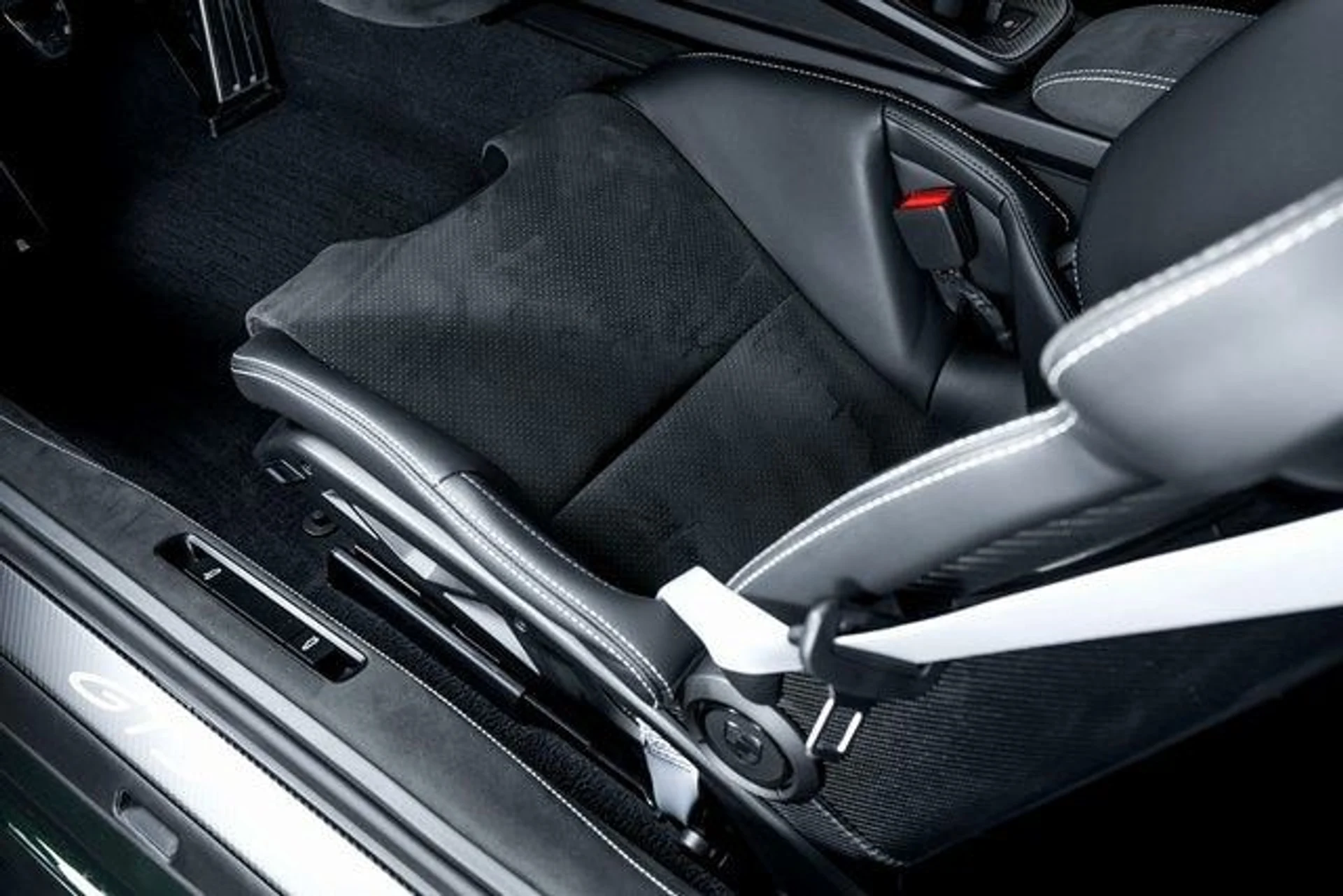 mph019_721088167_61bc1ac2388091d4e4ed54159359aa7ax_b8ad1dc99e