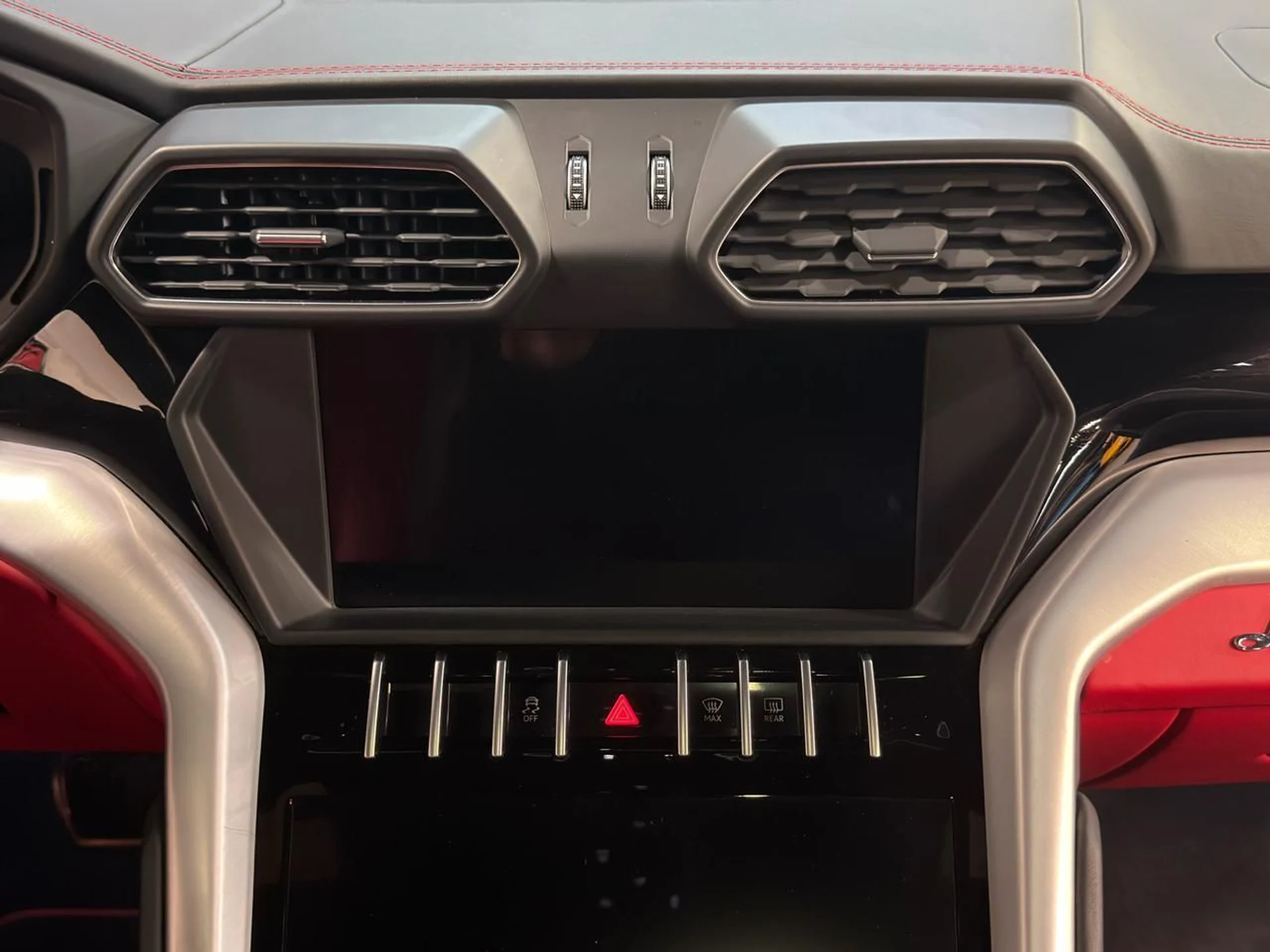 mph019_726562304_639084011342479990_0e7fe27372