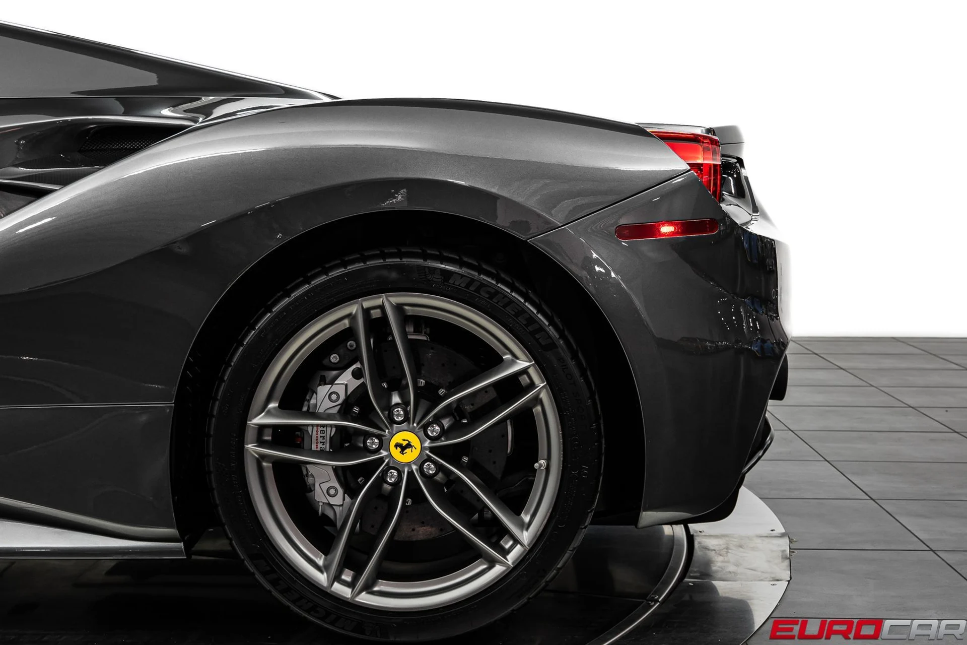 mph019_726845110_9e8fbbe9_b65e_428b_b1b3_2984e940589c_08c41e17e5