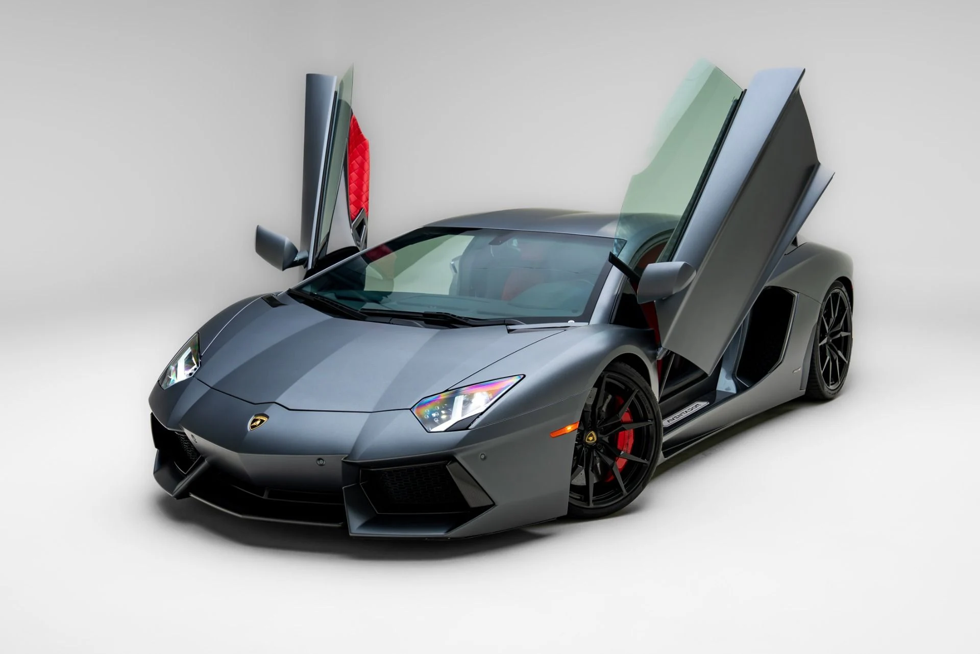 mph019_727780215_Used_2015_Lamborghini_Aventador_LP_700_4_1778261786_70d415a923
