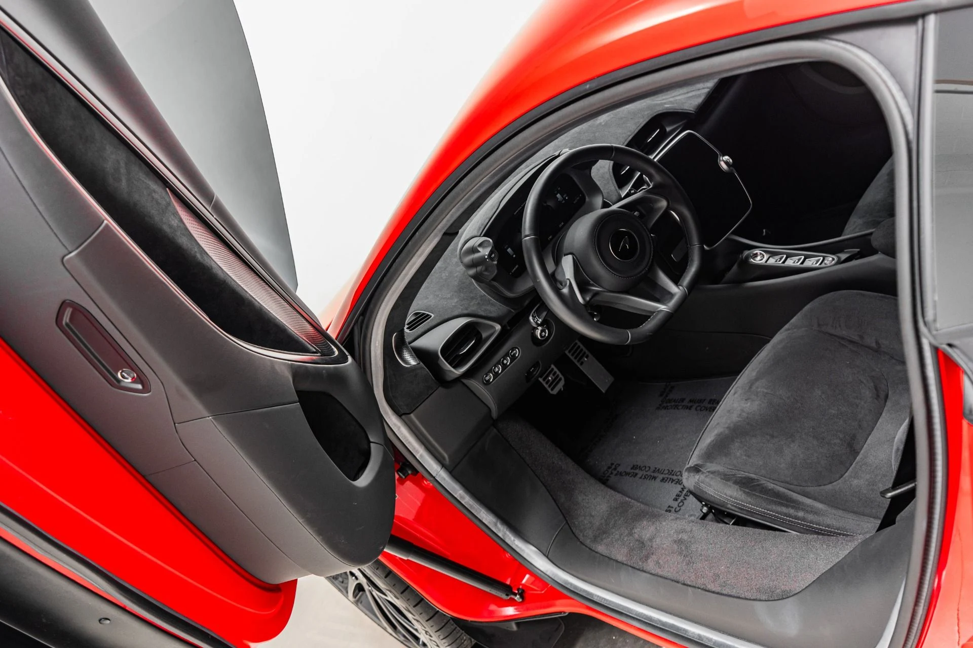 mph019_727857721_Used_2023_Mc_Laren_Artura_1776720218_549696e4de