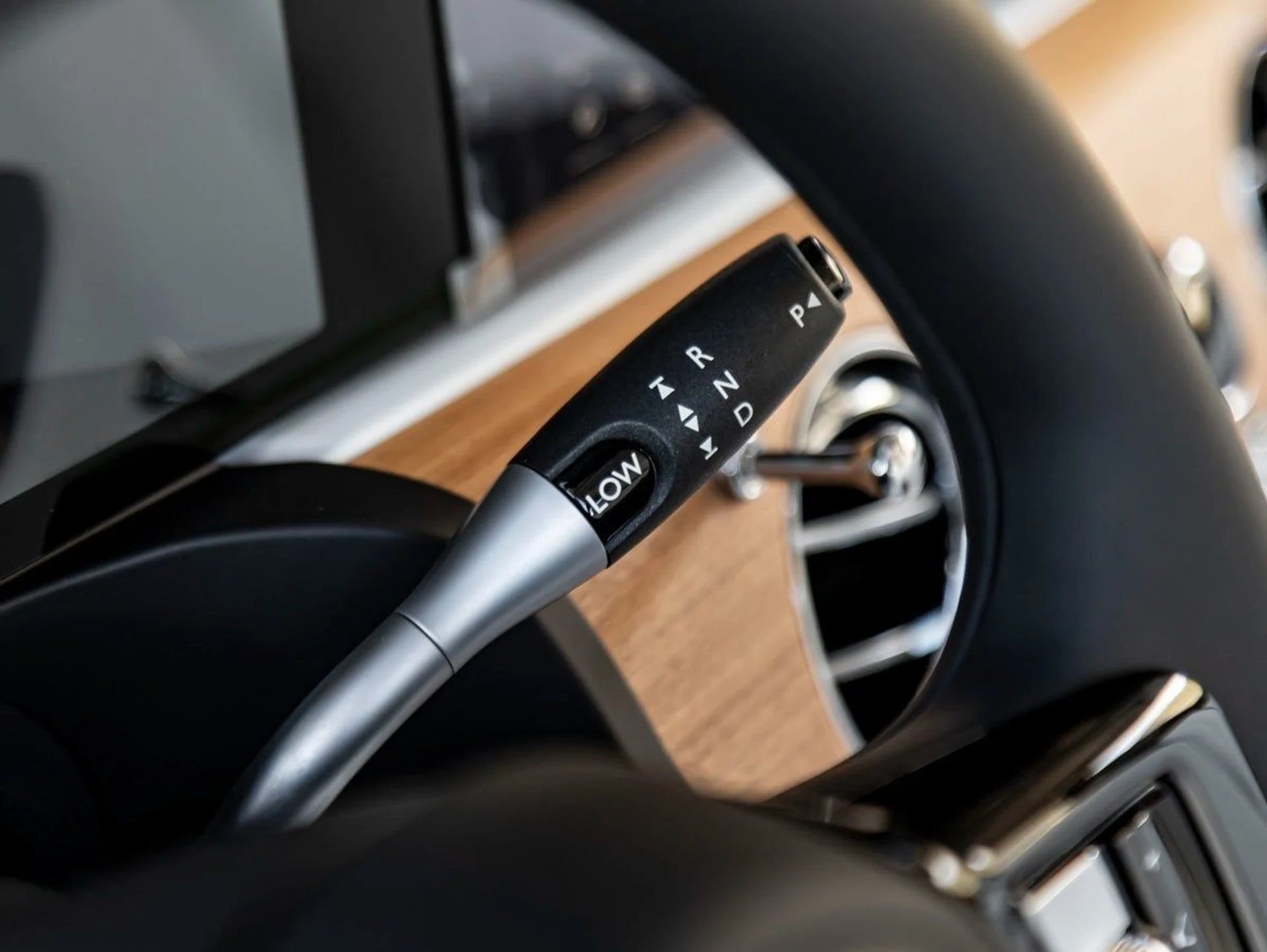 mph019_732676537_20_4e65595739