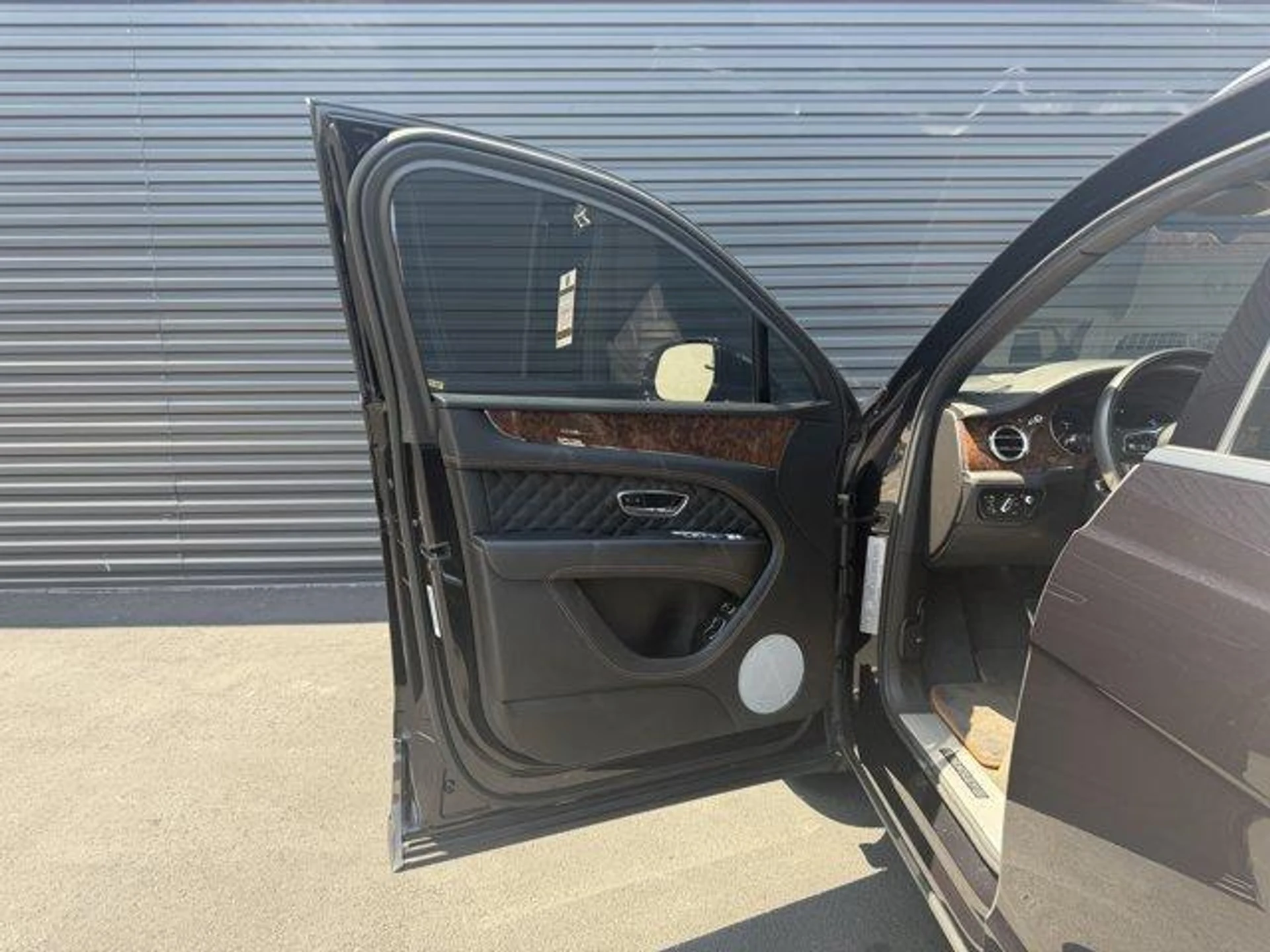 mph019_733670804_UO_Urm_Ndfvn_E_Tj_AZ_4_D_1_PRT_4n2_I_5d5a8561d7