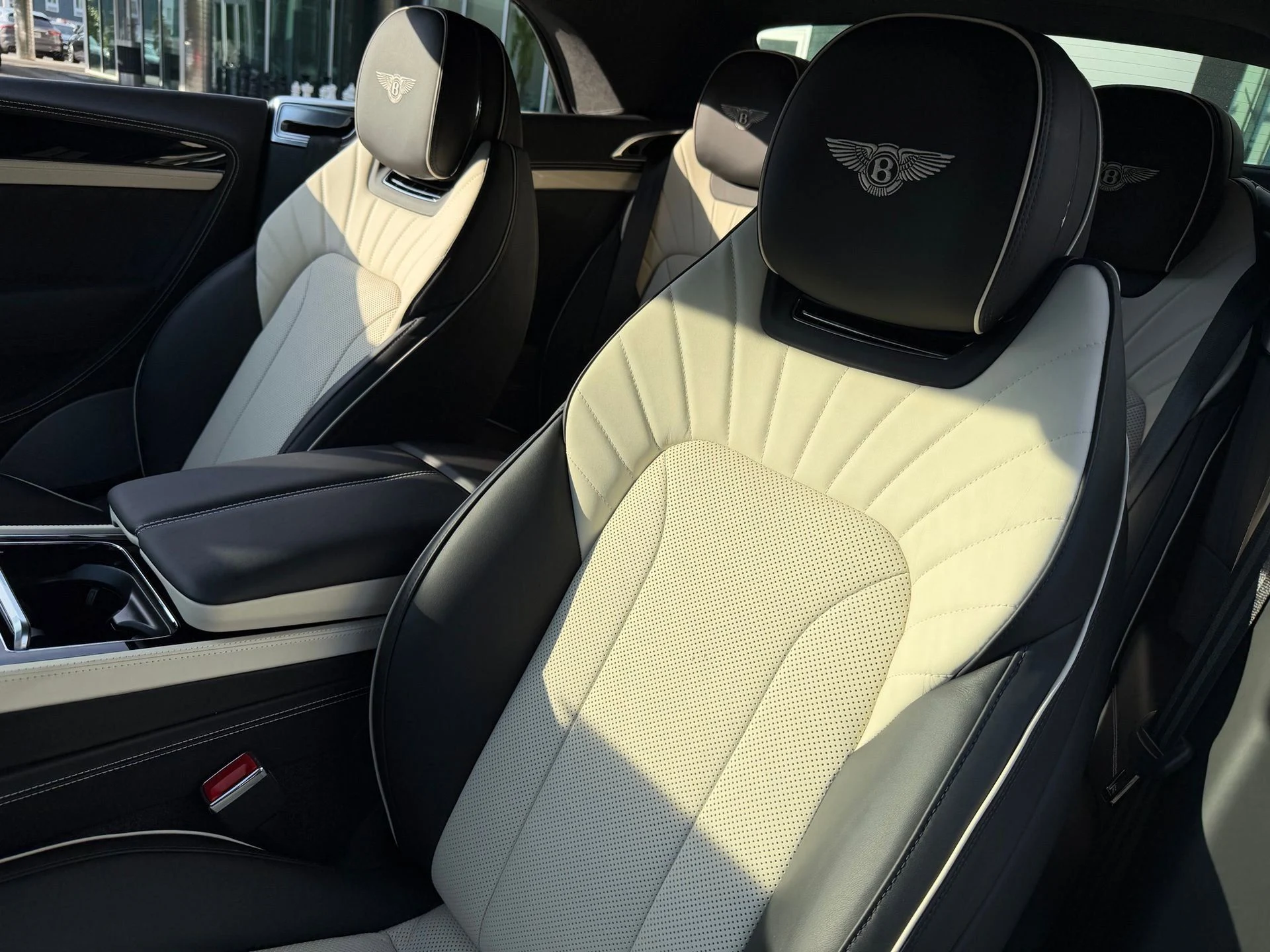 mph019_737677925_f6c17281b45042829ed2d65e049ef3a8_37bb679d66