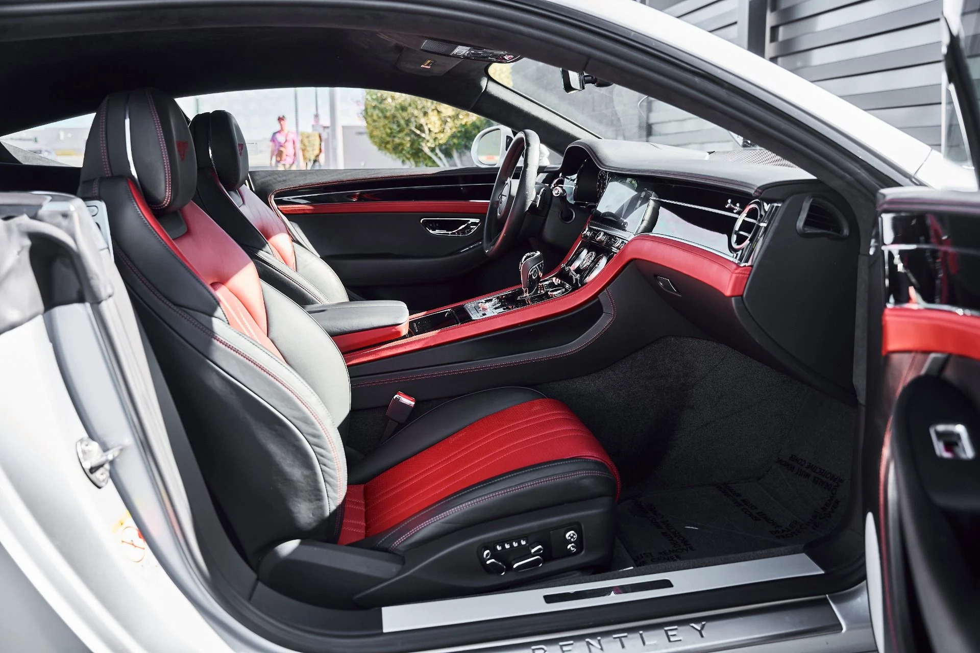 mph019_738191035_Used_2021_Bentley_Continental_GT_V8_1780213346_0bdf4009d2