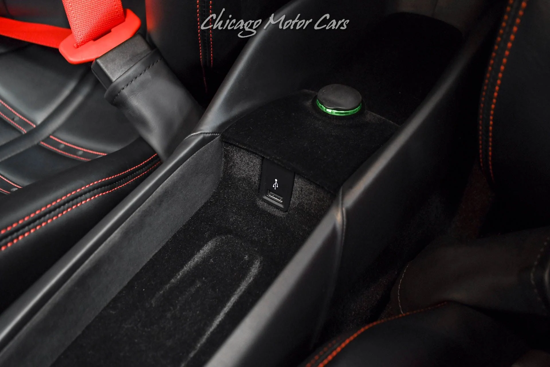 mph019_74077730_13521_p20_l_613cdf0437