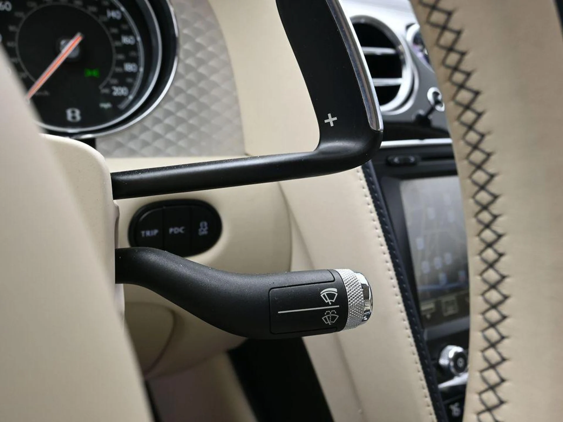 mph019_752215892_J_Ij_E4s3_Cs_DC_Bql_US_Okrt_0_Wt_HVM_c19870b8af