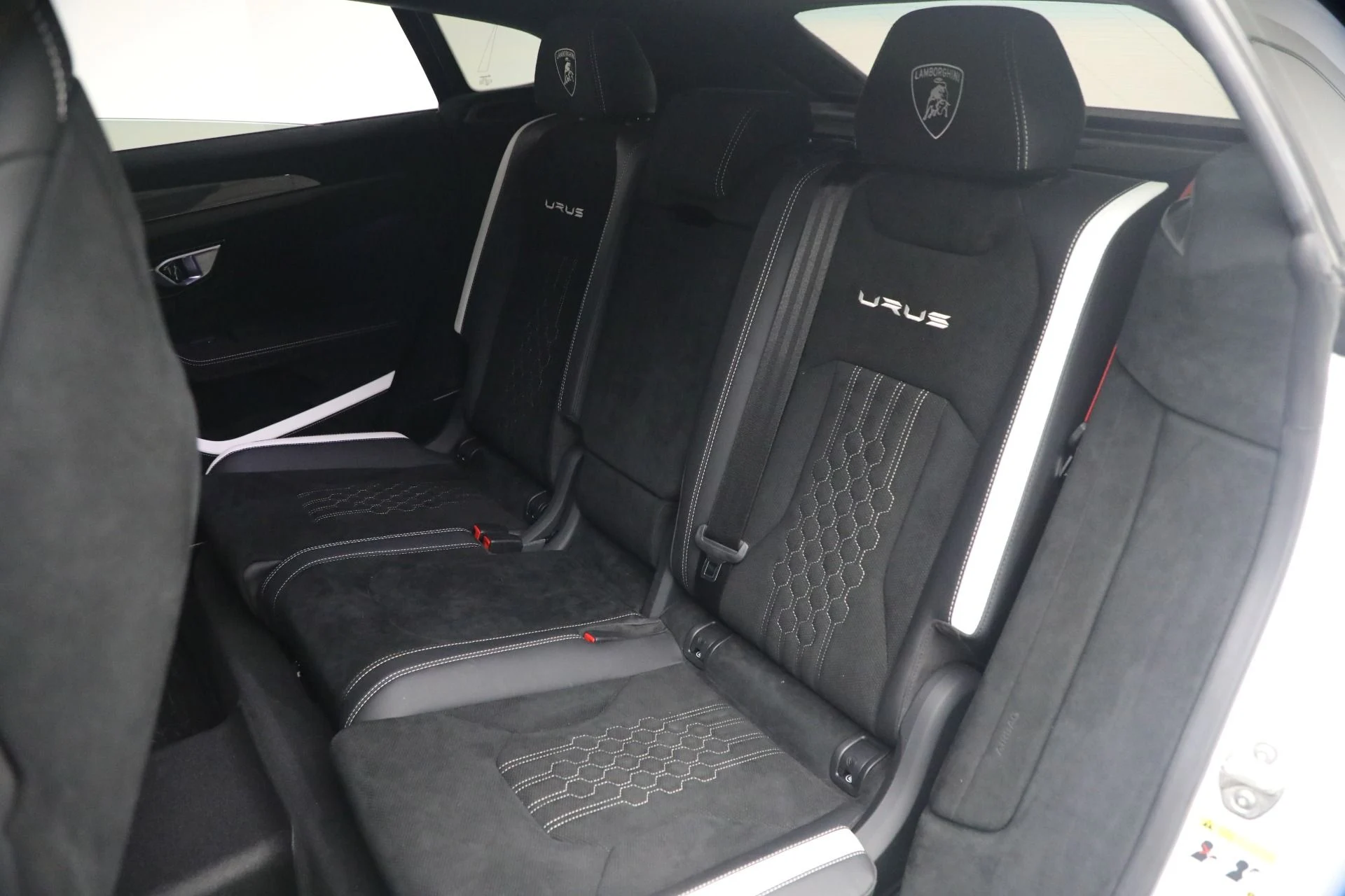 mph019_753576958_Used_2024_Lamborghini_Urus_Performante_1775061171_6cf6396f5b