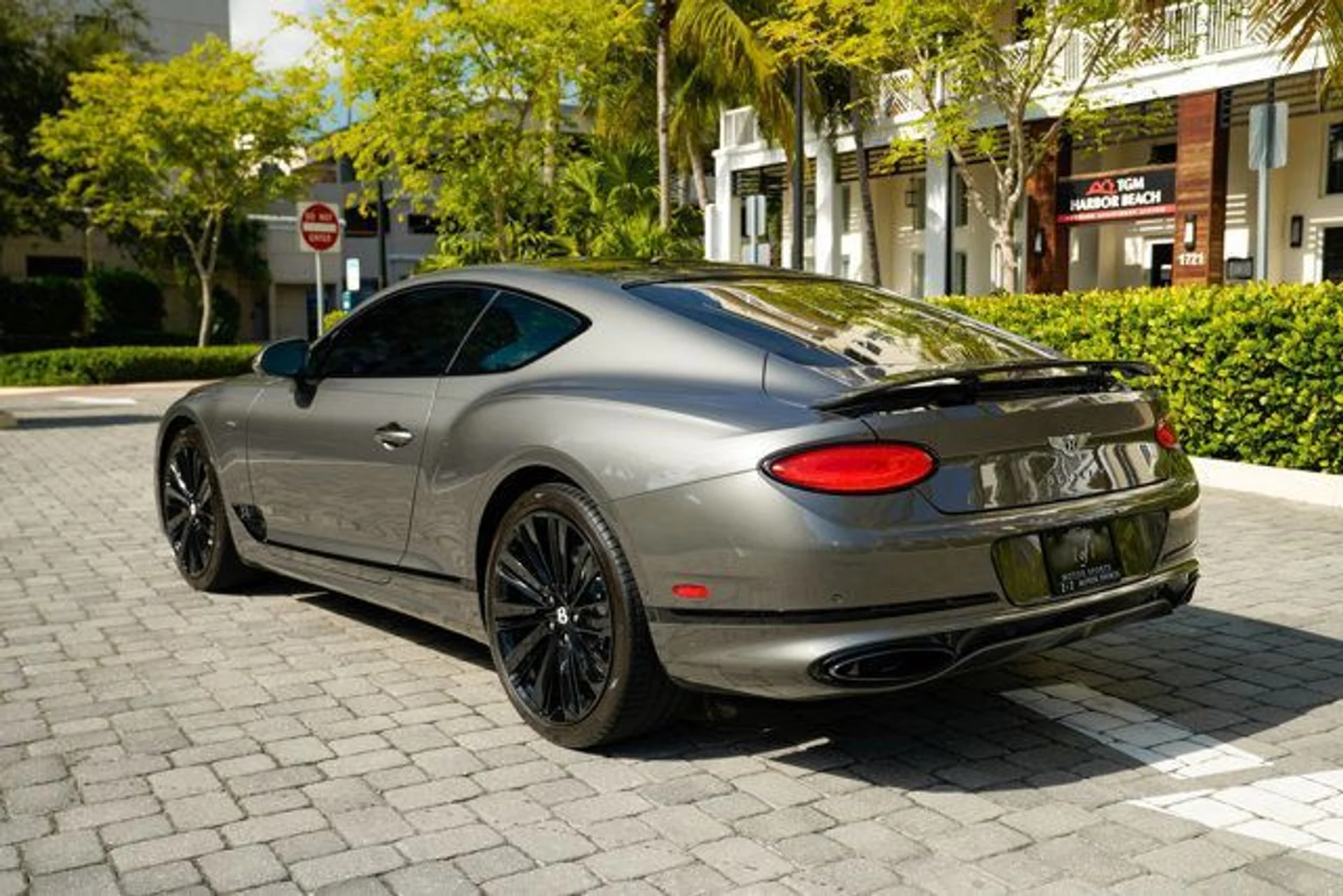 mph019_769880413_22956151_20_640_bf043dd20e