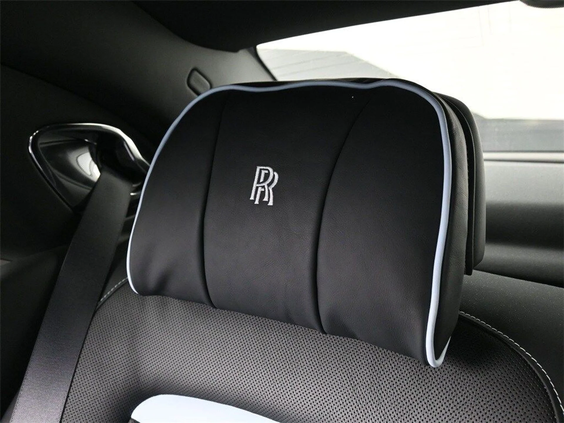 mph019_772311647_ada7cde9fb29f4301430750082395c82x_ee2284ae9a