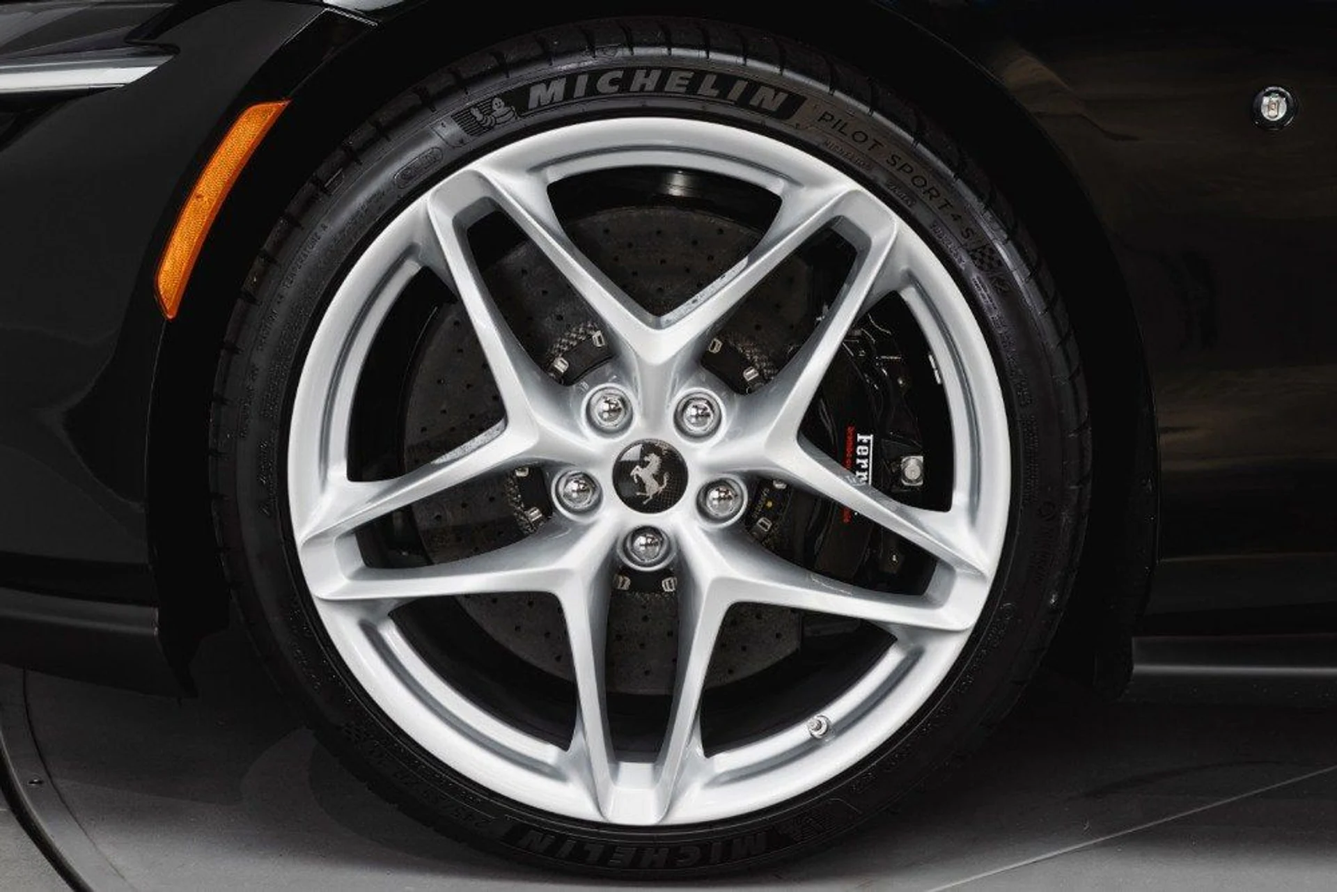 mph019_775286917_3a2aff2d8a1f41c2829e571cf79cf811_b5314511d5