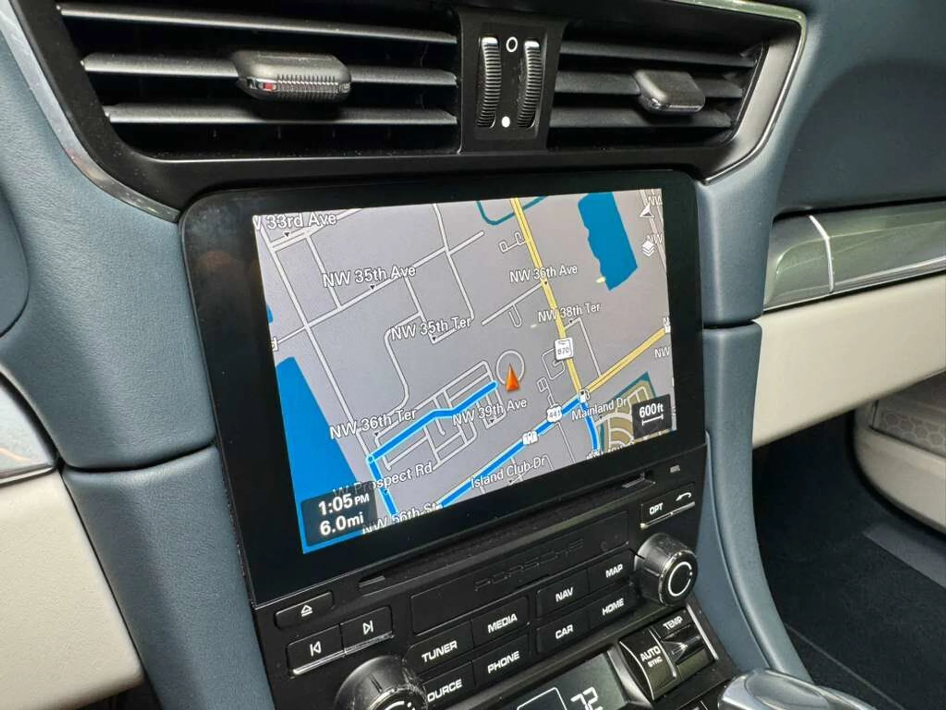 mph019_778206424_7fd53691b9f33f82cd0be50a287e33b4_e67a54b3a7