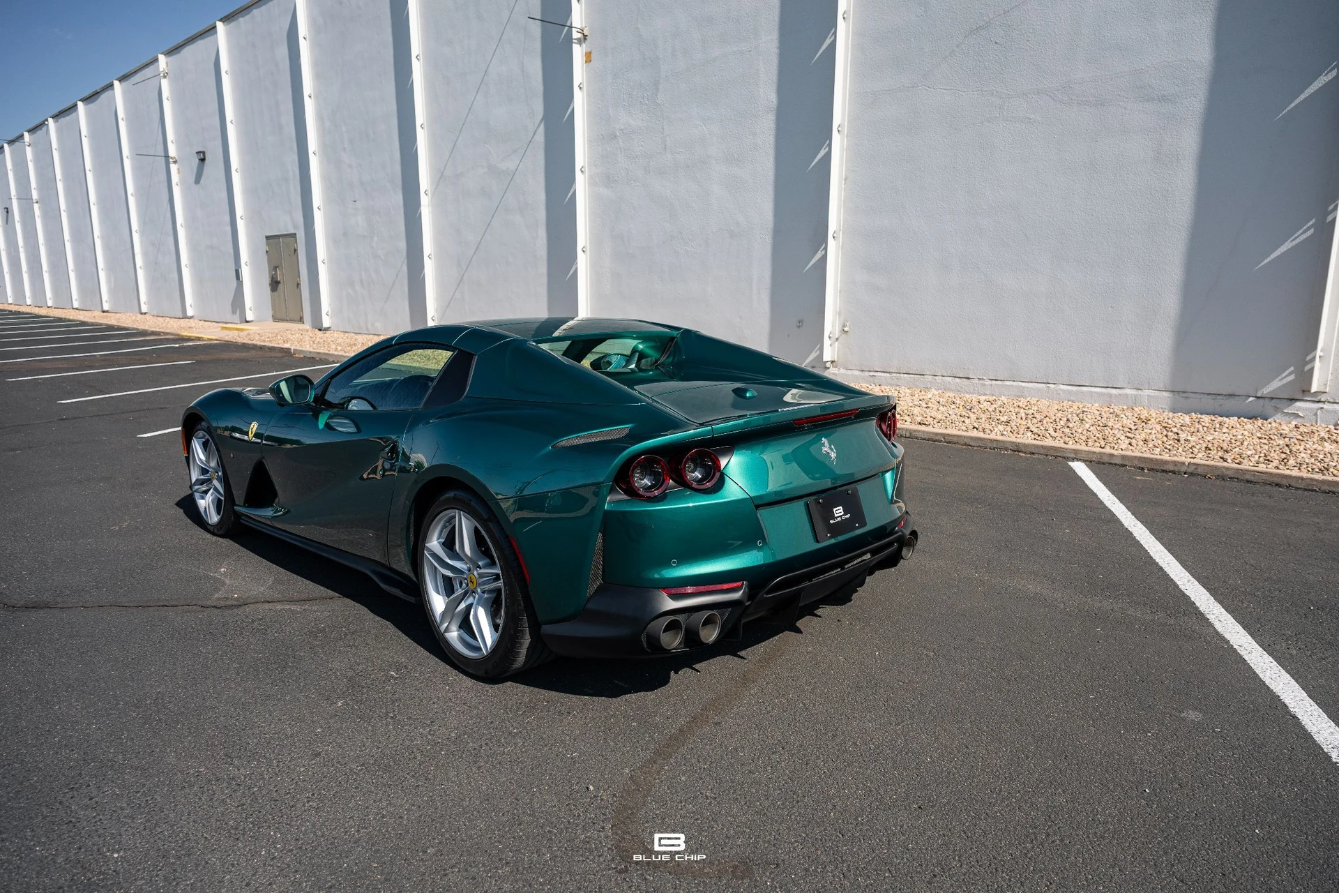 mph019_781050414_6a612ff56037f84b45c36202_23798_202022_20_Ferrari_20812_20_GTS_20_Verde_20_British_20_0eaa9aac19
