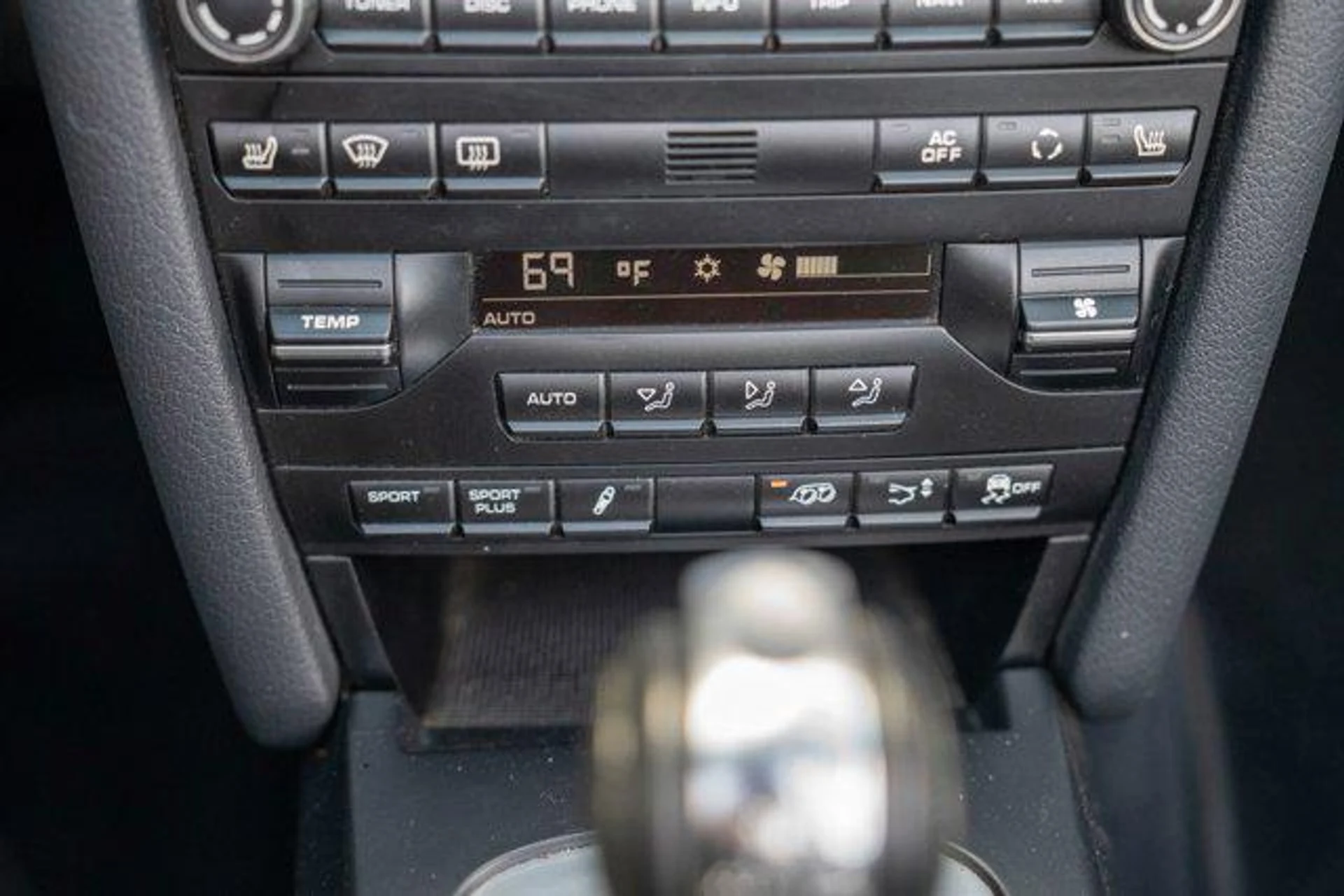 mph019_781174687_XMOFXP_Ys_TNF_Ce_MA_7xvyh_N_Do_dl0_d4f08ae5b4