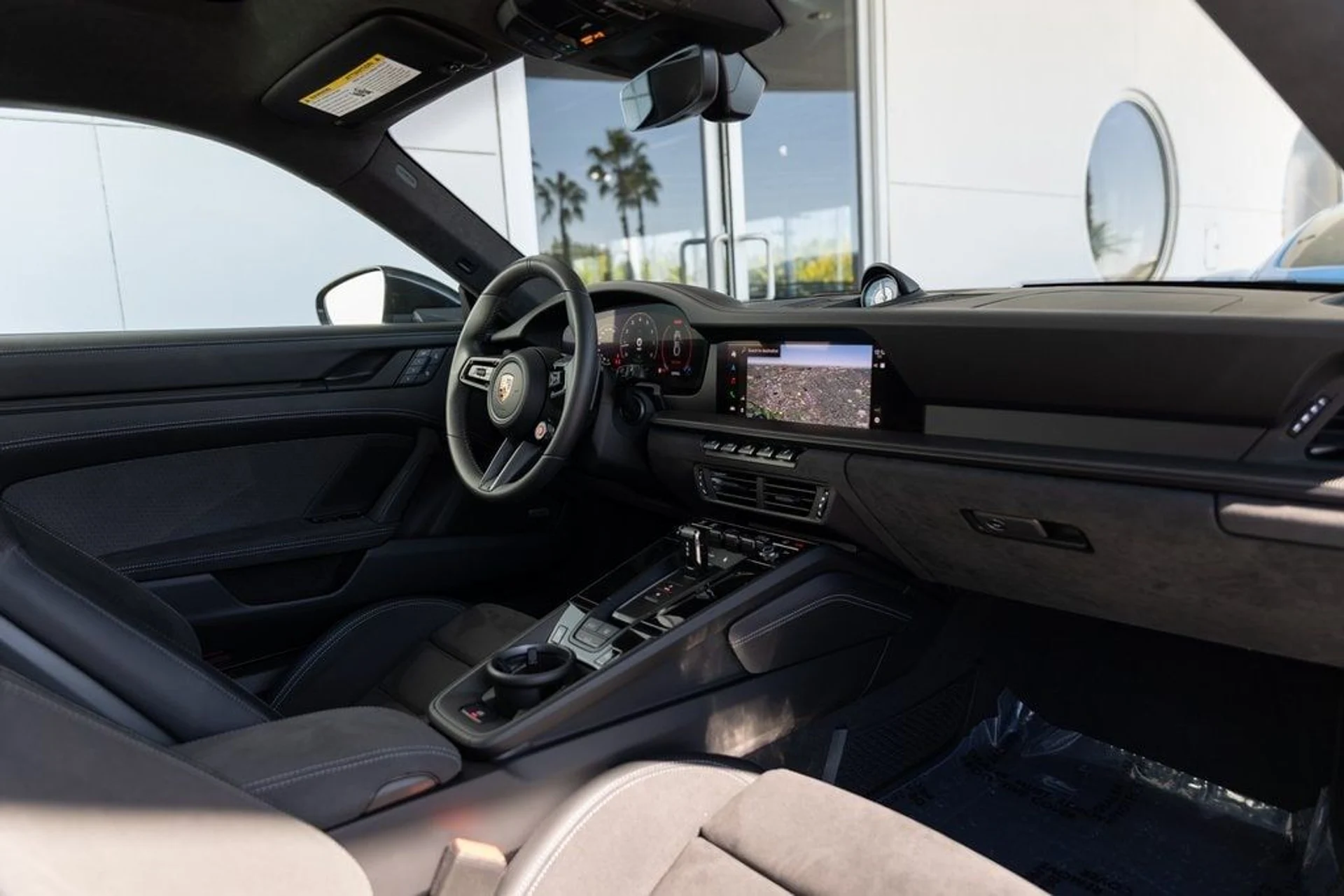 mph019_784416610_98f1605da331aad7a14ee65b1386236ax_67516ba5f9