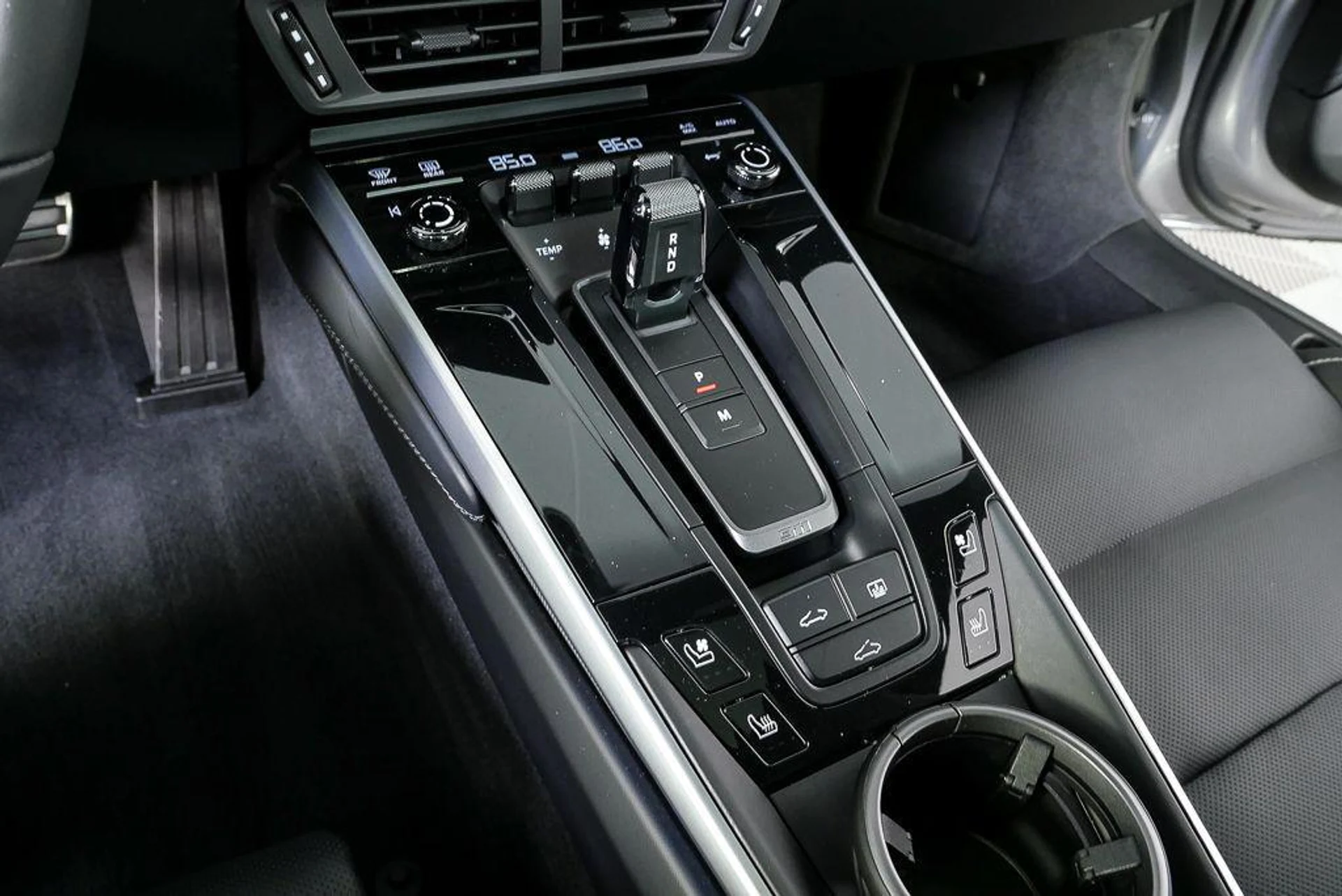 mph019_794069741_Yz_R_Ck_S05se_Xcspaauxv_Y_Eik0p_U4_5b944cb0ac