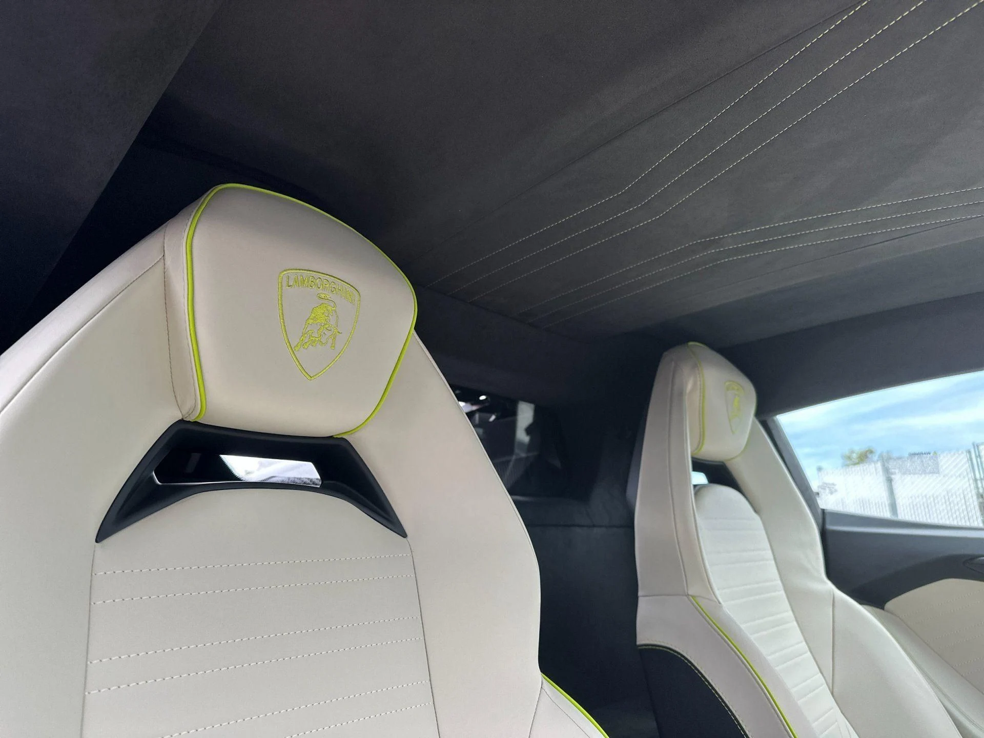 mph019_79572942_New_2026_Lamborghini_Revuelto_1772877569_1d765b20ed