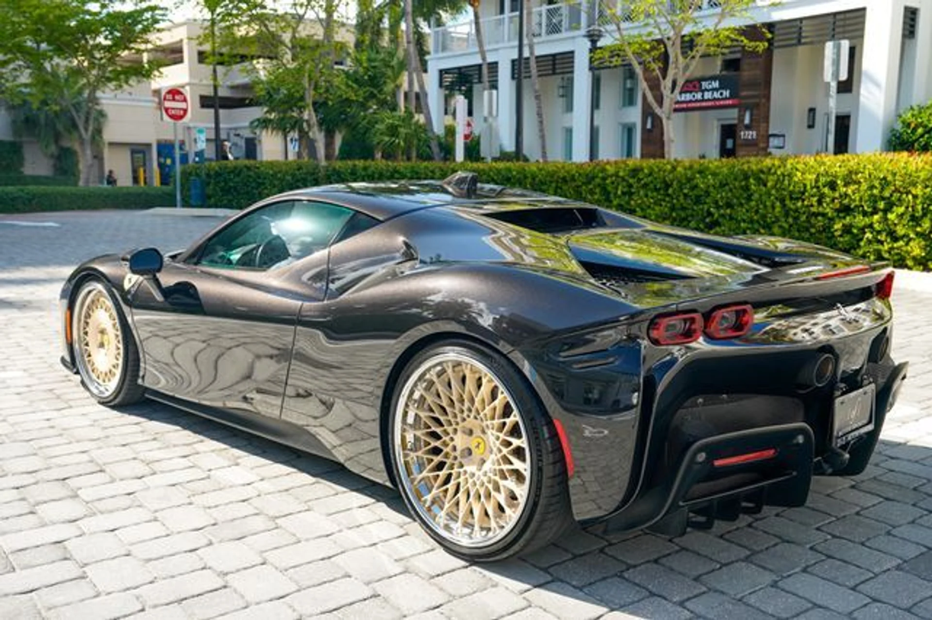 mph019_807895955_22998025_20_f7b8ce9f72