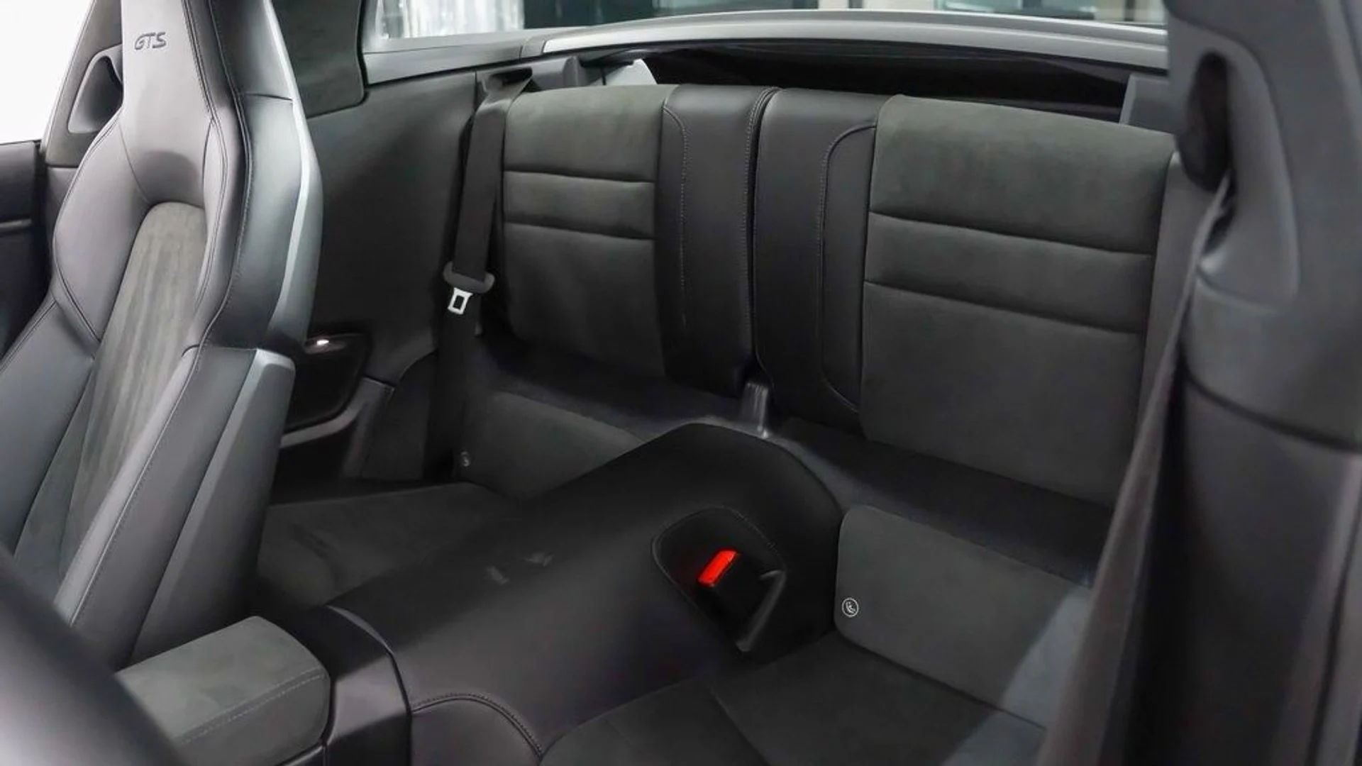 mph019_808903717_37b36e0d9db5a6805e74769da98e68d5x_d8e38b9147