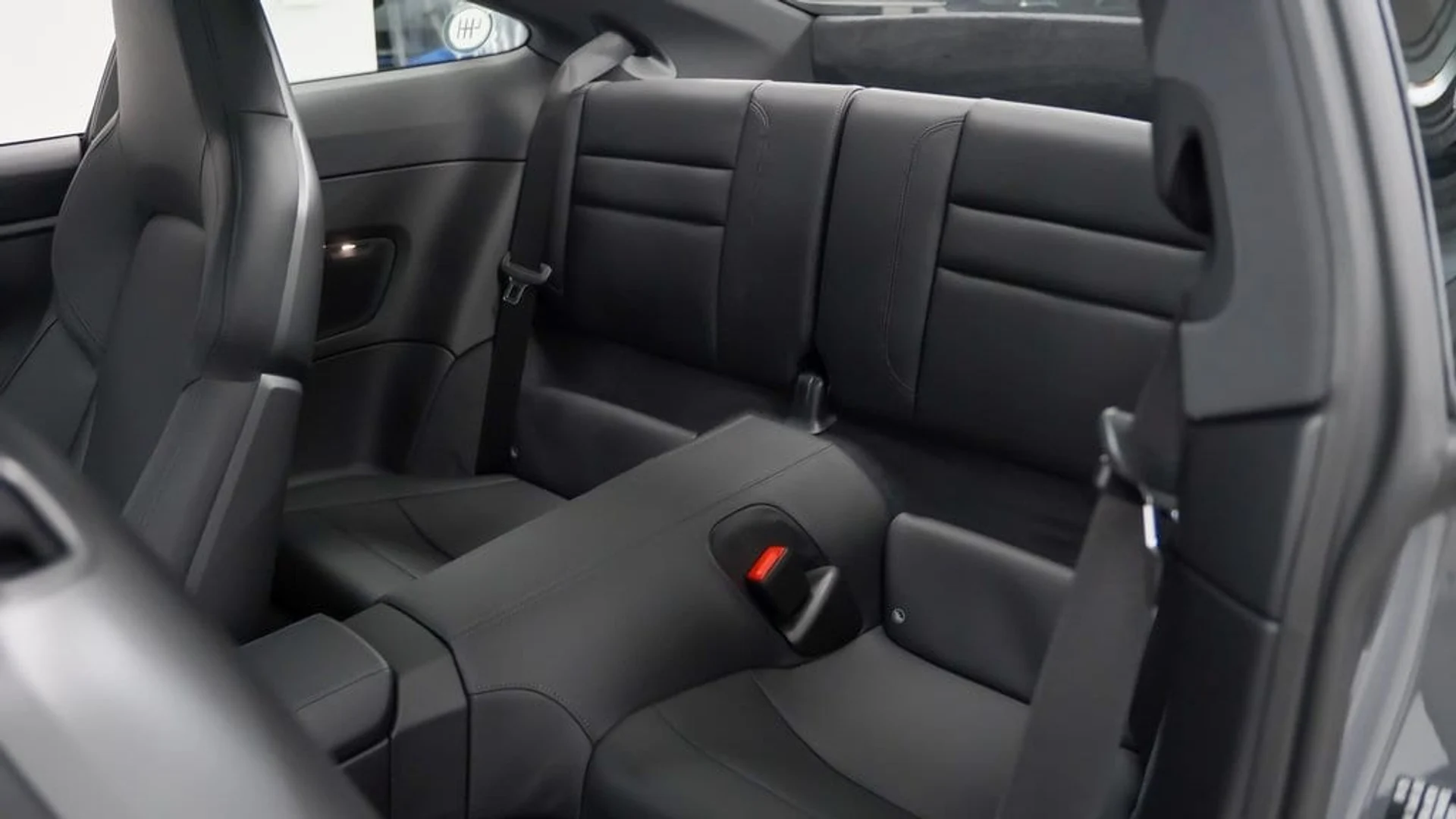 mph019_811750856_c5d03fb3a23a6a34e37ef43d41044081x_bdd6835305