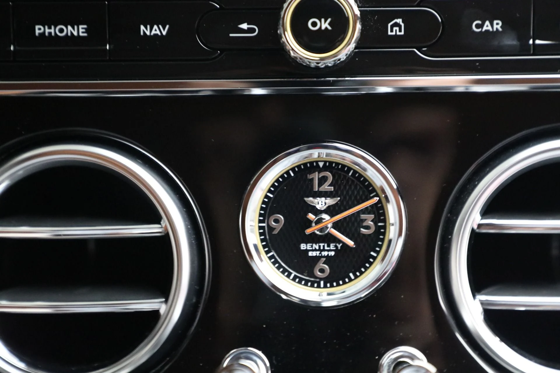 mph019_814818143_Used_2022_Bentley_Continental_GT_V8_1661555518_432d9e5bd7