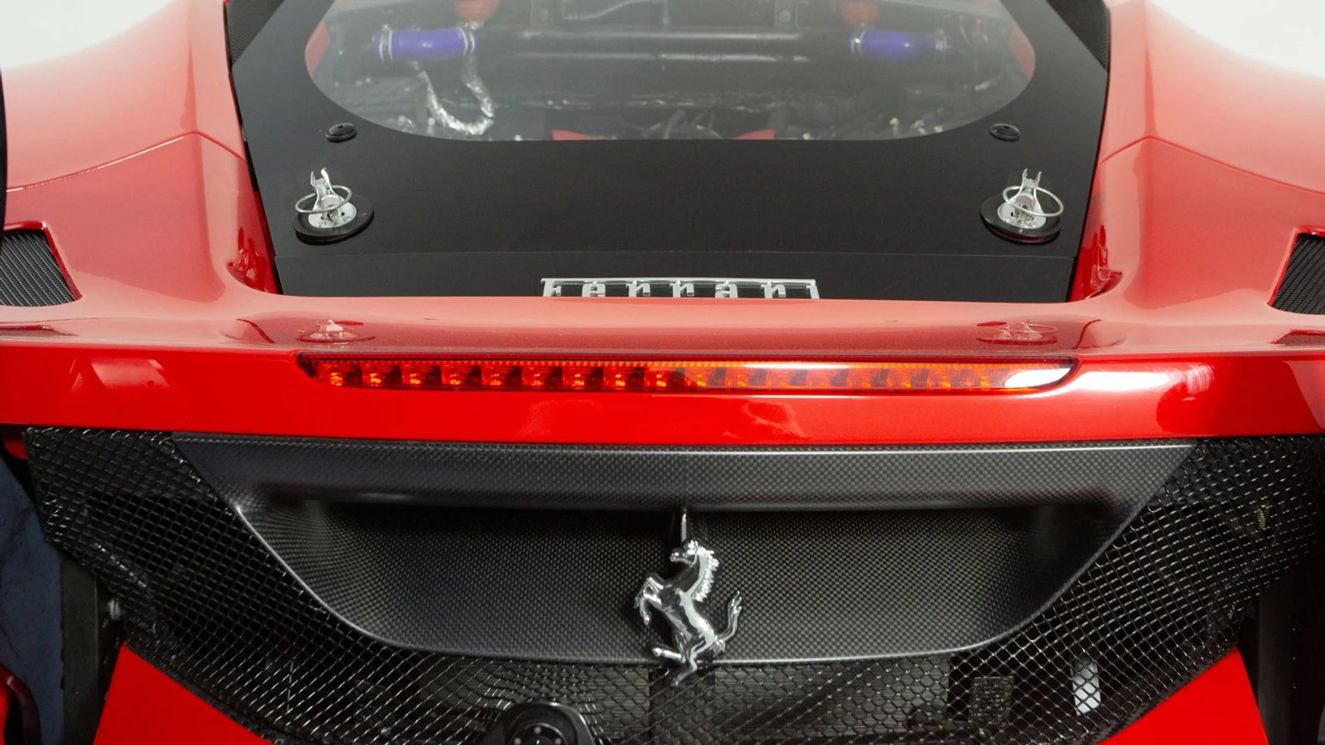 mph019_817663577_7529ba27d5df421bb97b0a2ff657c415_b1a63ecda6