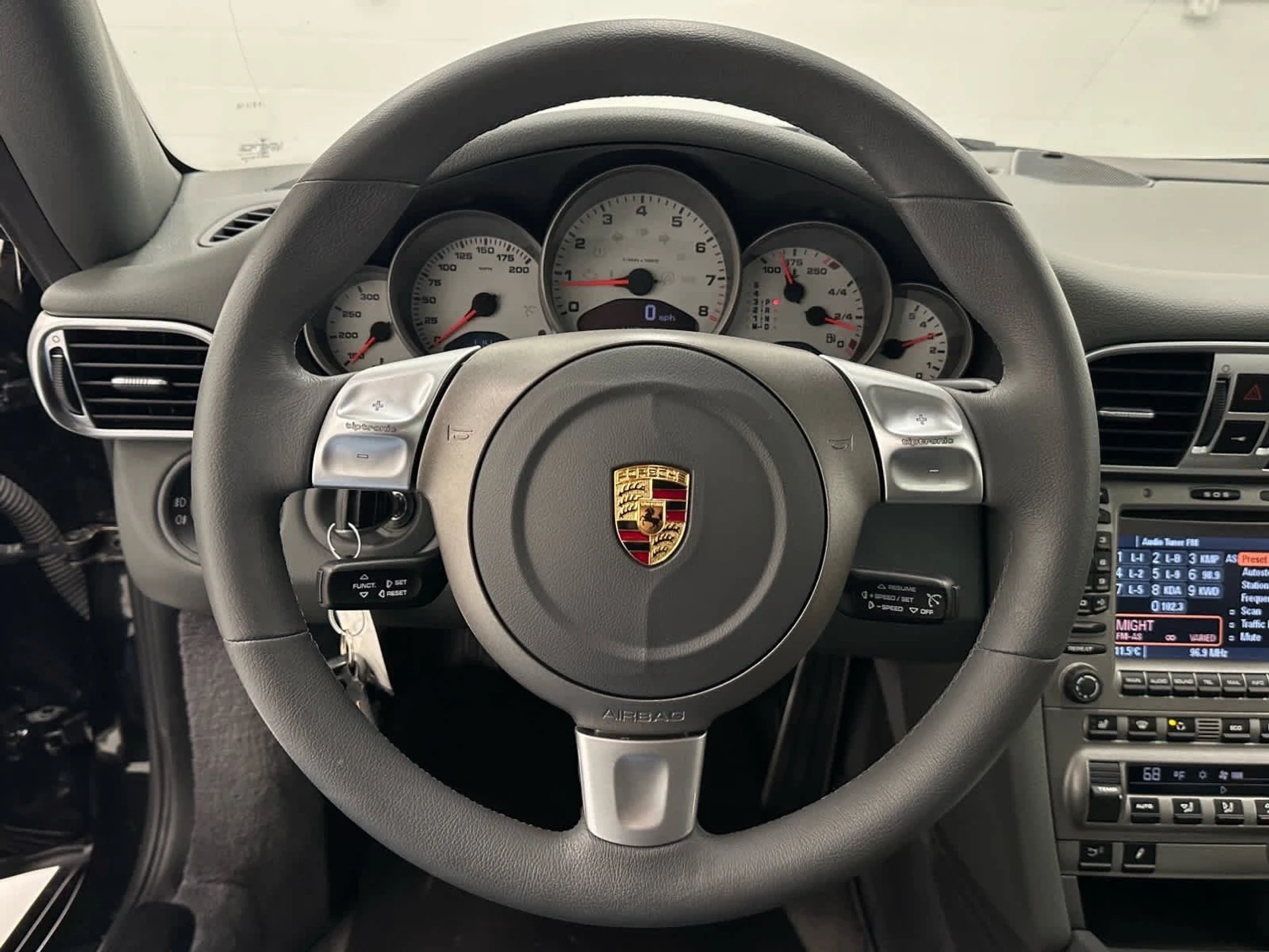 mph019_82158989_2aaf896b083aa745e0ec9d8c2f426861_b8d0965df7