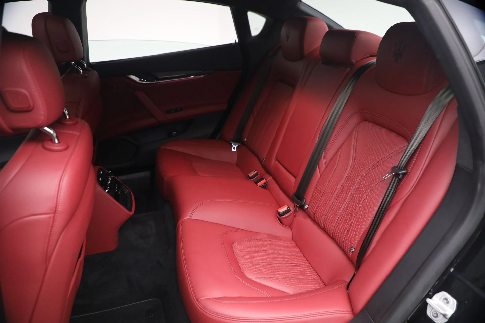 mph019_83047667_Used_2022_Maserati_Quattroporte_Modena_Q4_1776360764_a209d1ea93