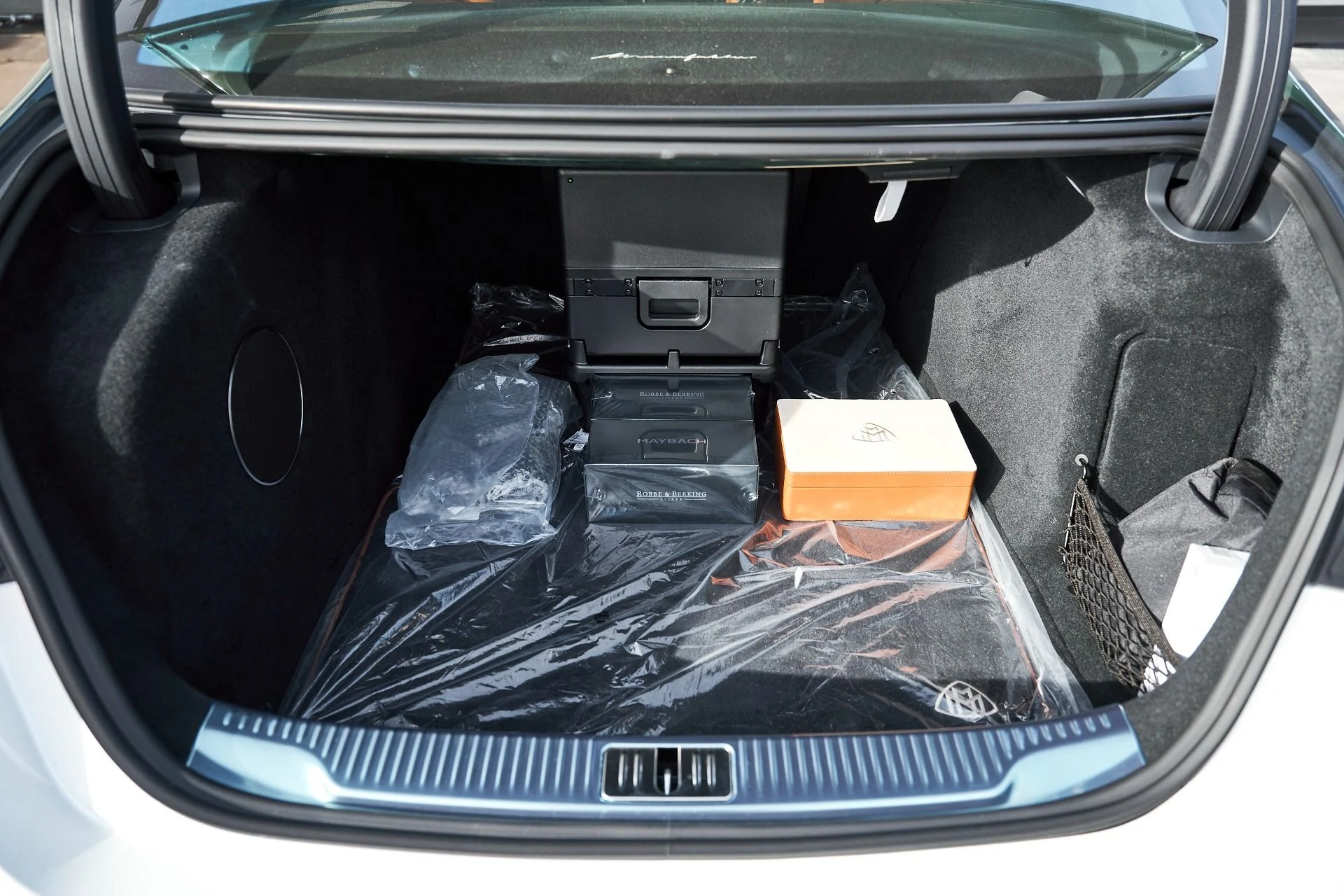 mph019_835010873_Used_2026_Mercedes_Benz_S_Class_Maybach_S_680_1766455528_390eb54a50