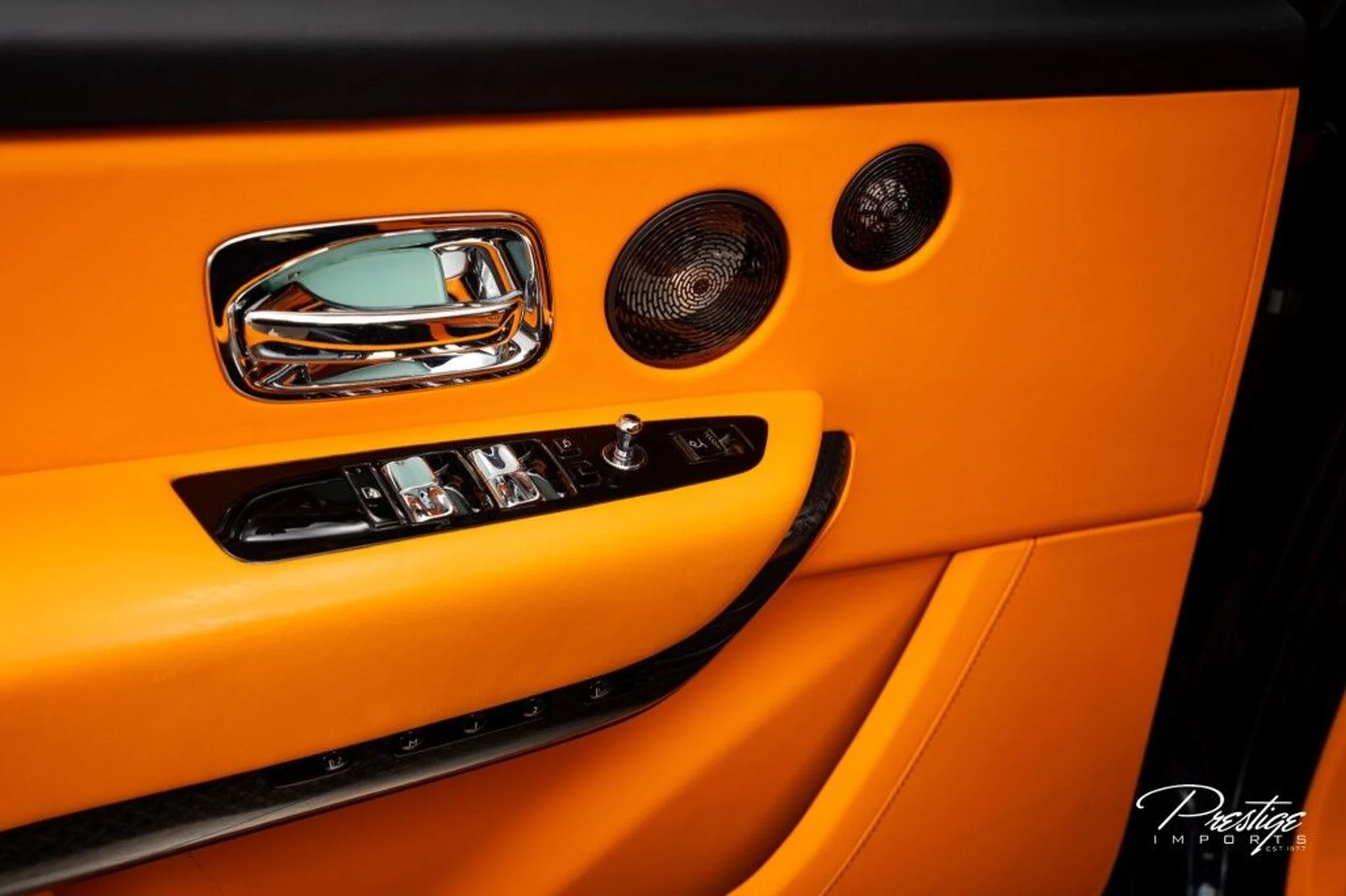 mph019_83905931_e03df1d5d029f9bd67a2d94c9c4fad1a_865b2084e3