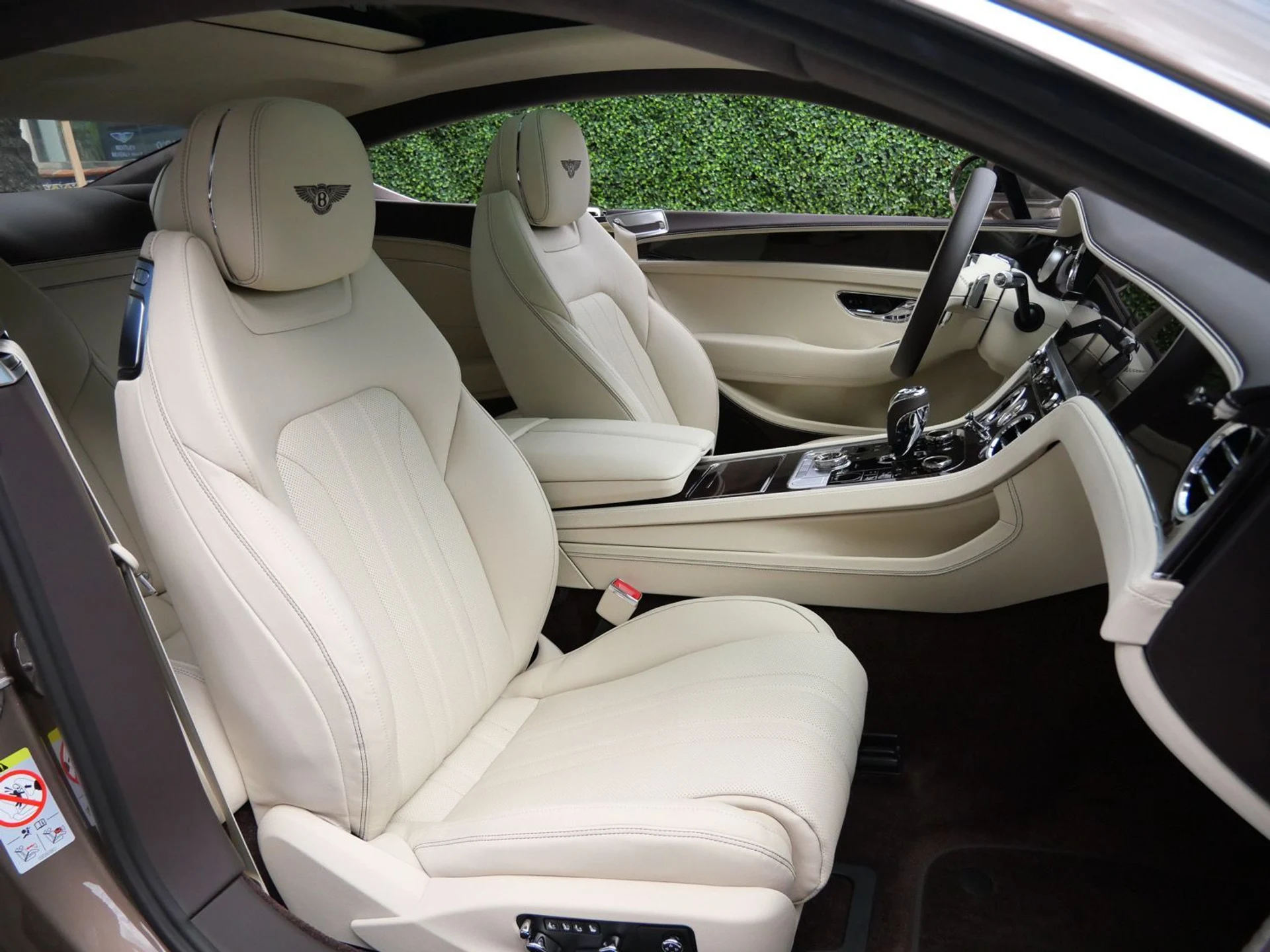 mph019_84723532_6d6c851369cda4a0e6e3b355089dd619x_d72f88e52b