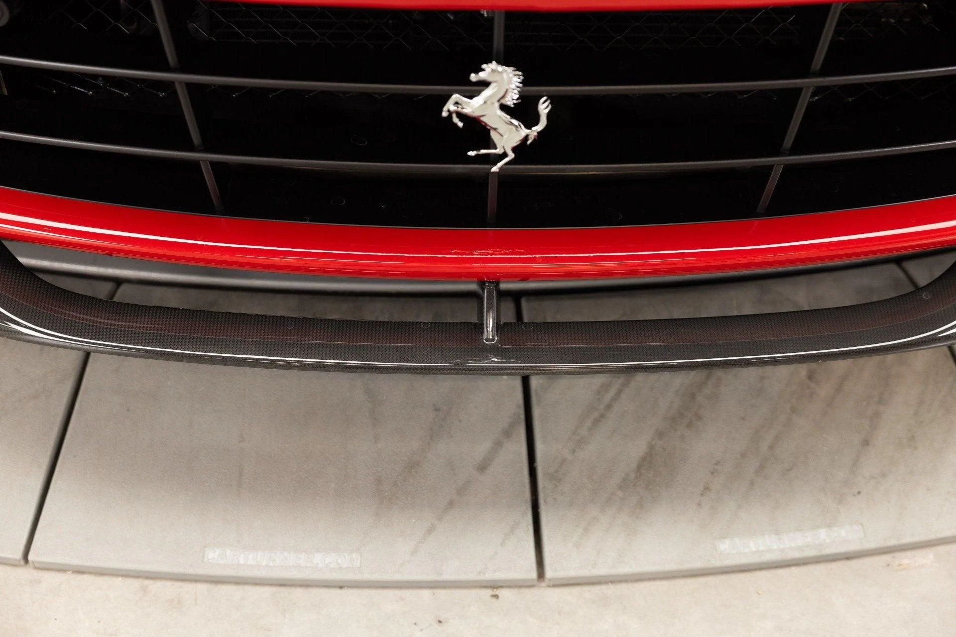 mph019_85499328_Used_2017_Ferrari_F12berlinetta_1787147096_824ea7fe68