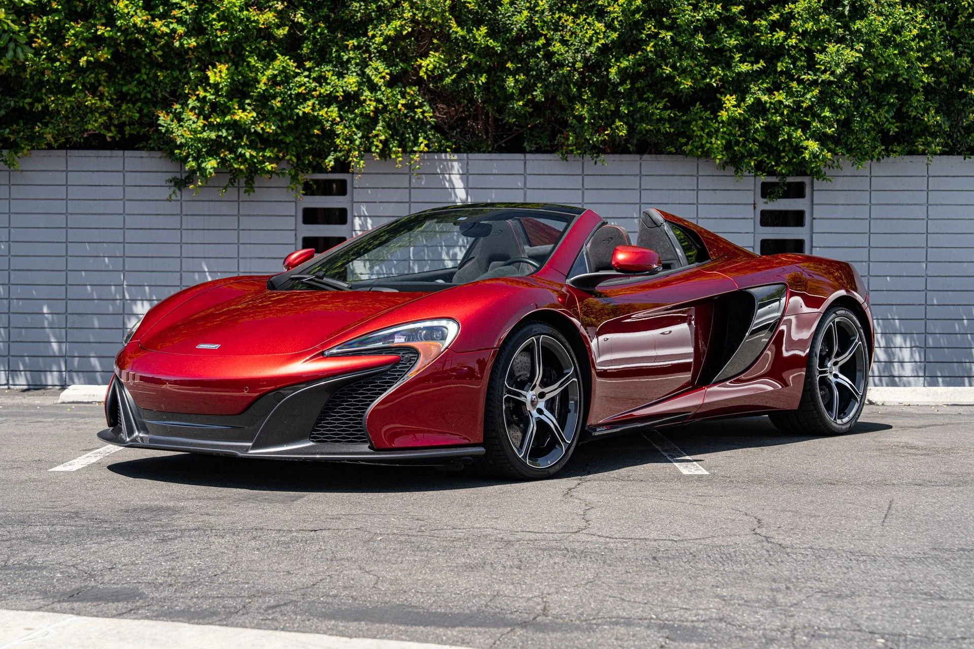 mph019_855032631_Used_2015_Mc_Laren_650_S_Spider_1754071754_bf56373df6