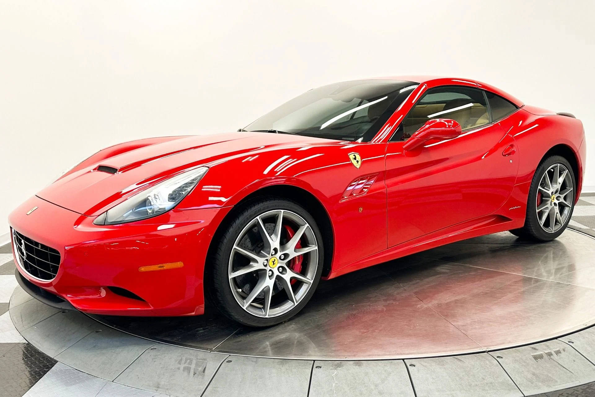 mph019_859848239_Used_2013_Ferrari_California_Daytona_Seats_Forged_Wheels_Extended_Beige_Leather_1771614841_c6d187d1f6