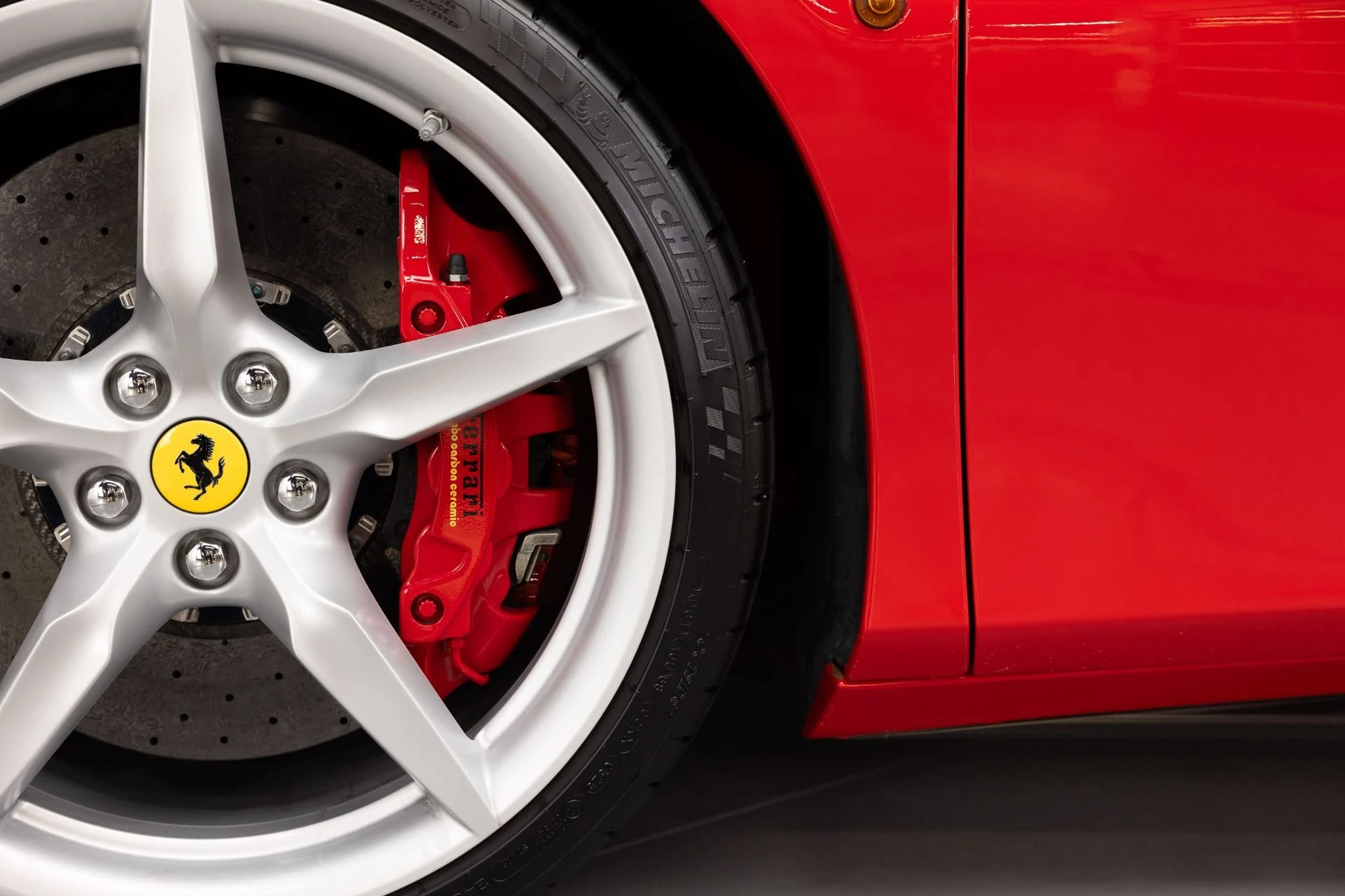 mph019_866457043_Used_2017_Ferrari_488_Spider_1782928038_2322f25912