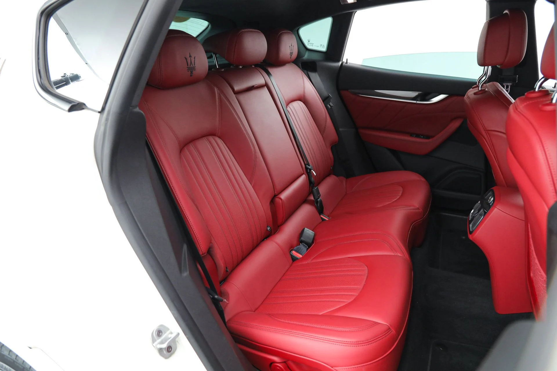 mph019_869552087_a2ab504a3bbd33e2d0fcdc5c808851c4_c748431aeb