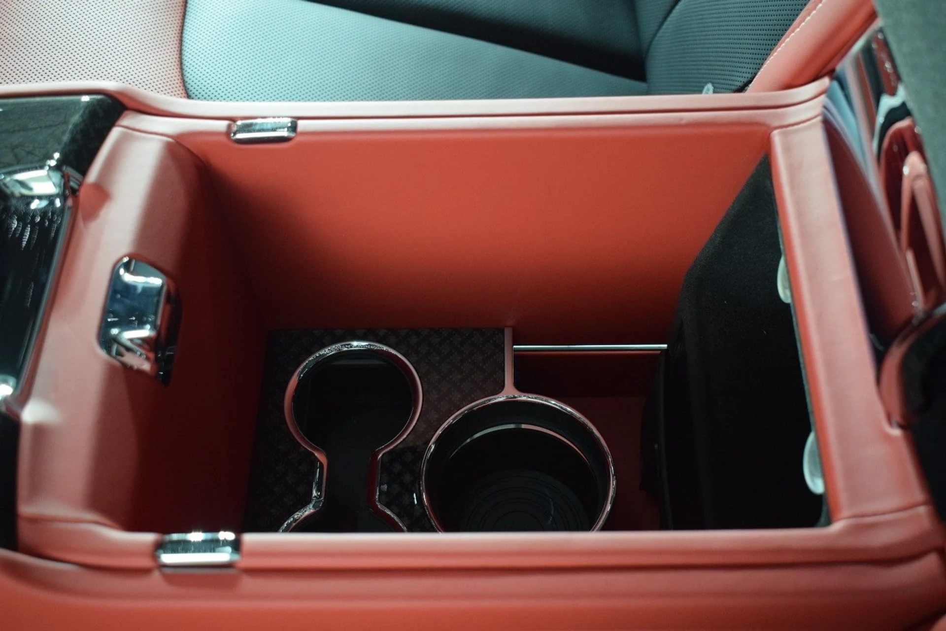 mph019_86997407_3f6634b6637065fa431aef5df02249adx_710ceaebcb