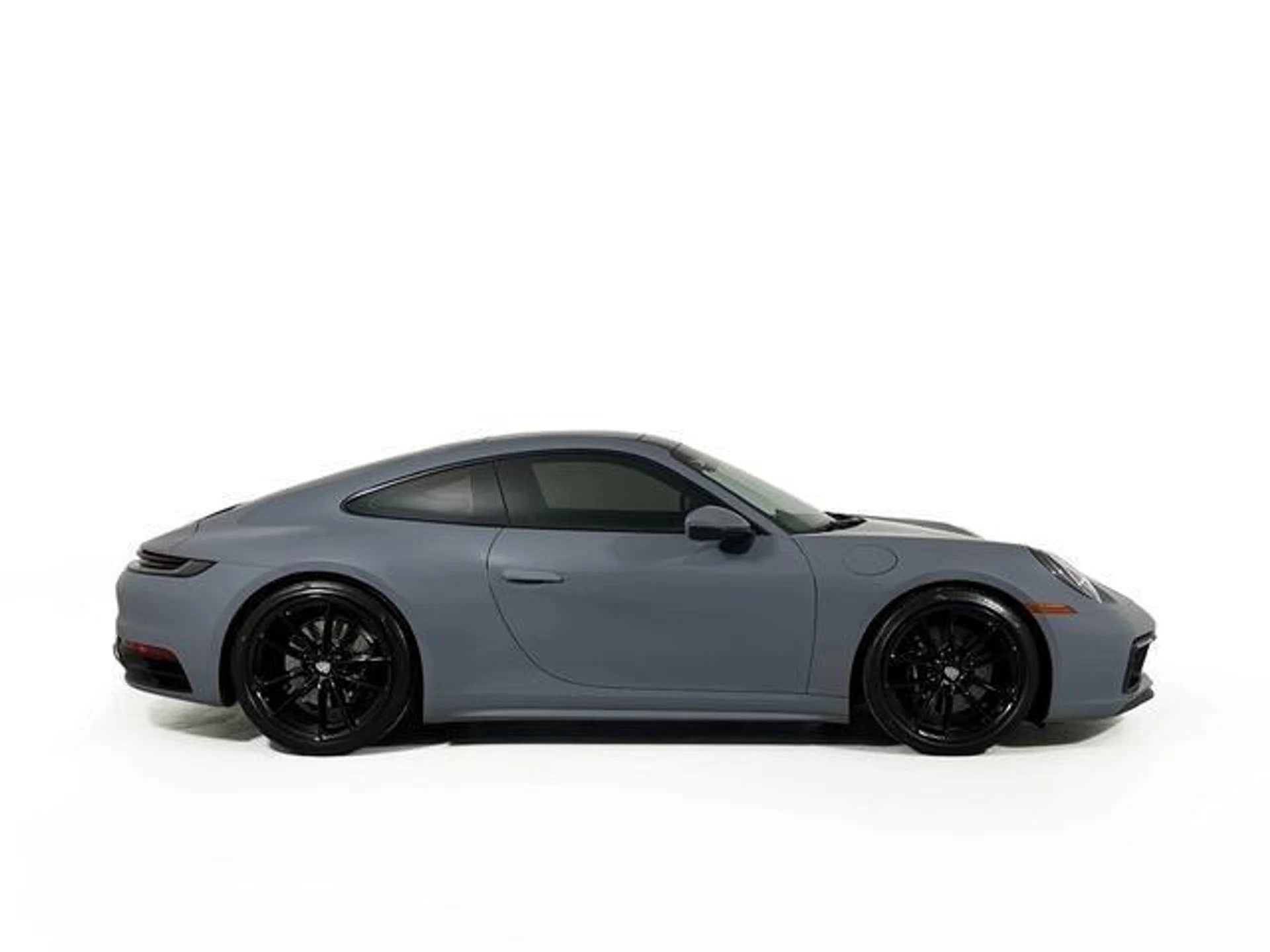 mph019_870603679_Q9_By_IYW_4vvz_H4nym4_Yam_U_Ulqq_I_40ae753833