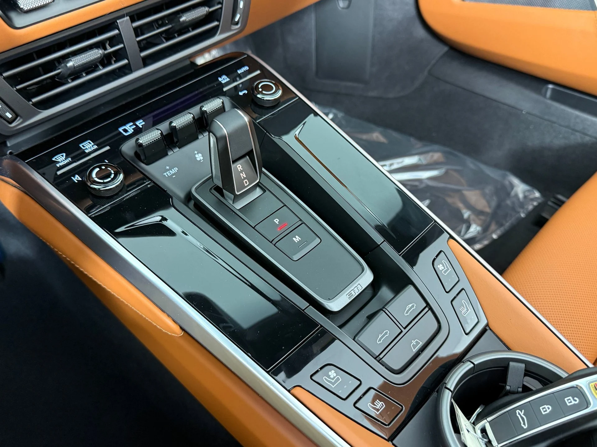 mph019_878656129_6e20b5bdfcd4109c5095ce1b464136ccx_901d160a16