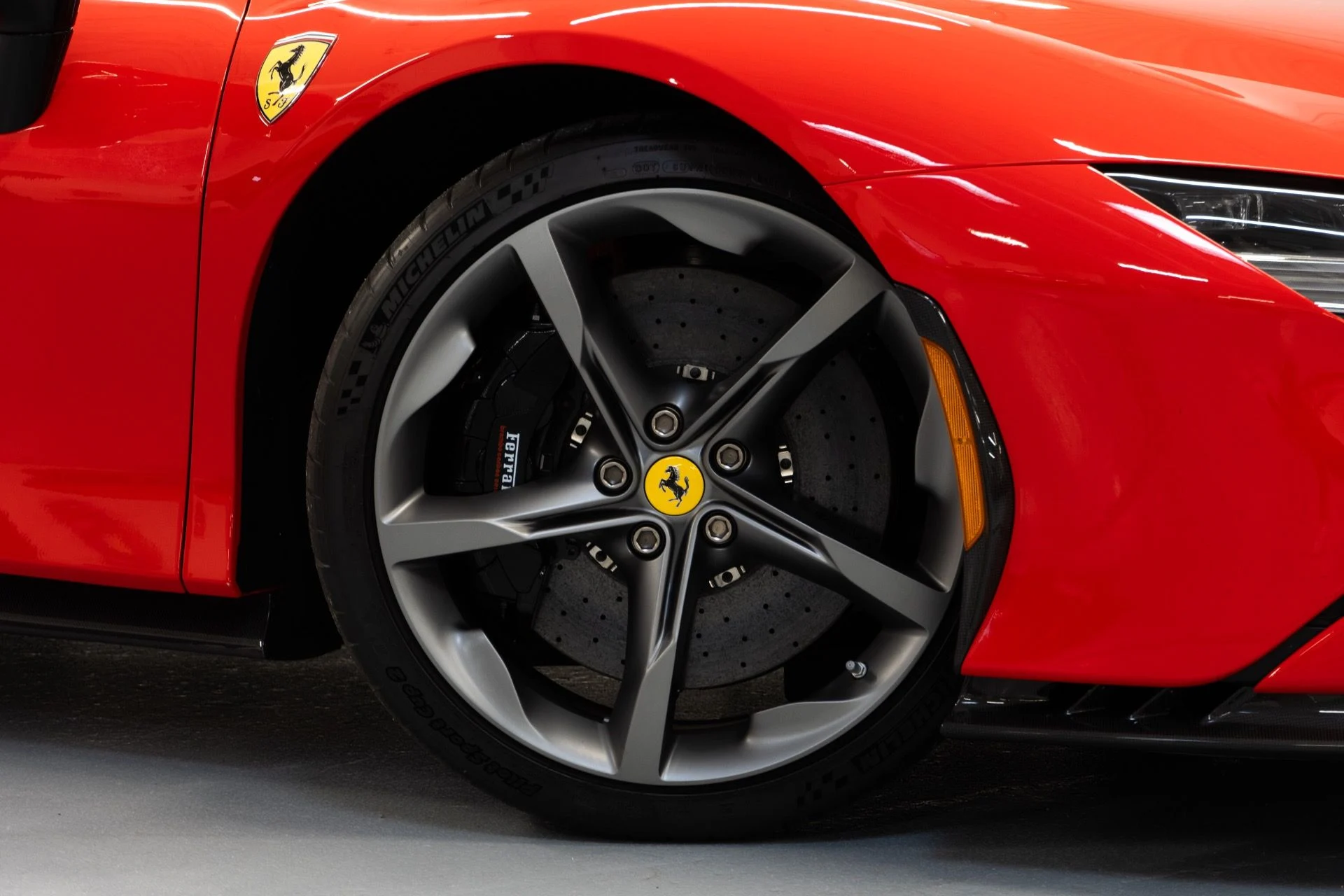 mph019_879782752_Used_2022_Ferrari_SF_90_Stradale_1736189178_f96300669e