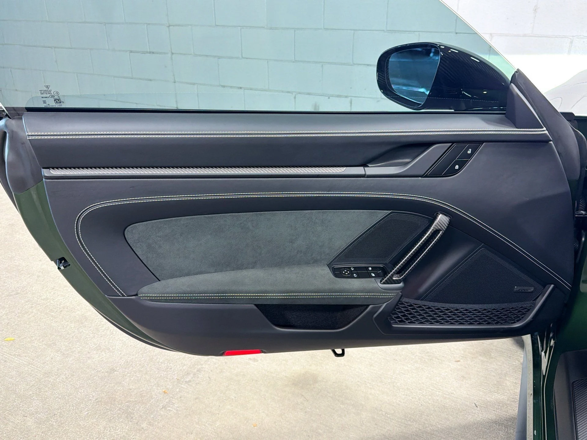 mph019_894472193_a470a3146aa6b442d7b2305508733a1f_0513abd3c1