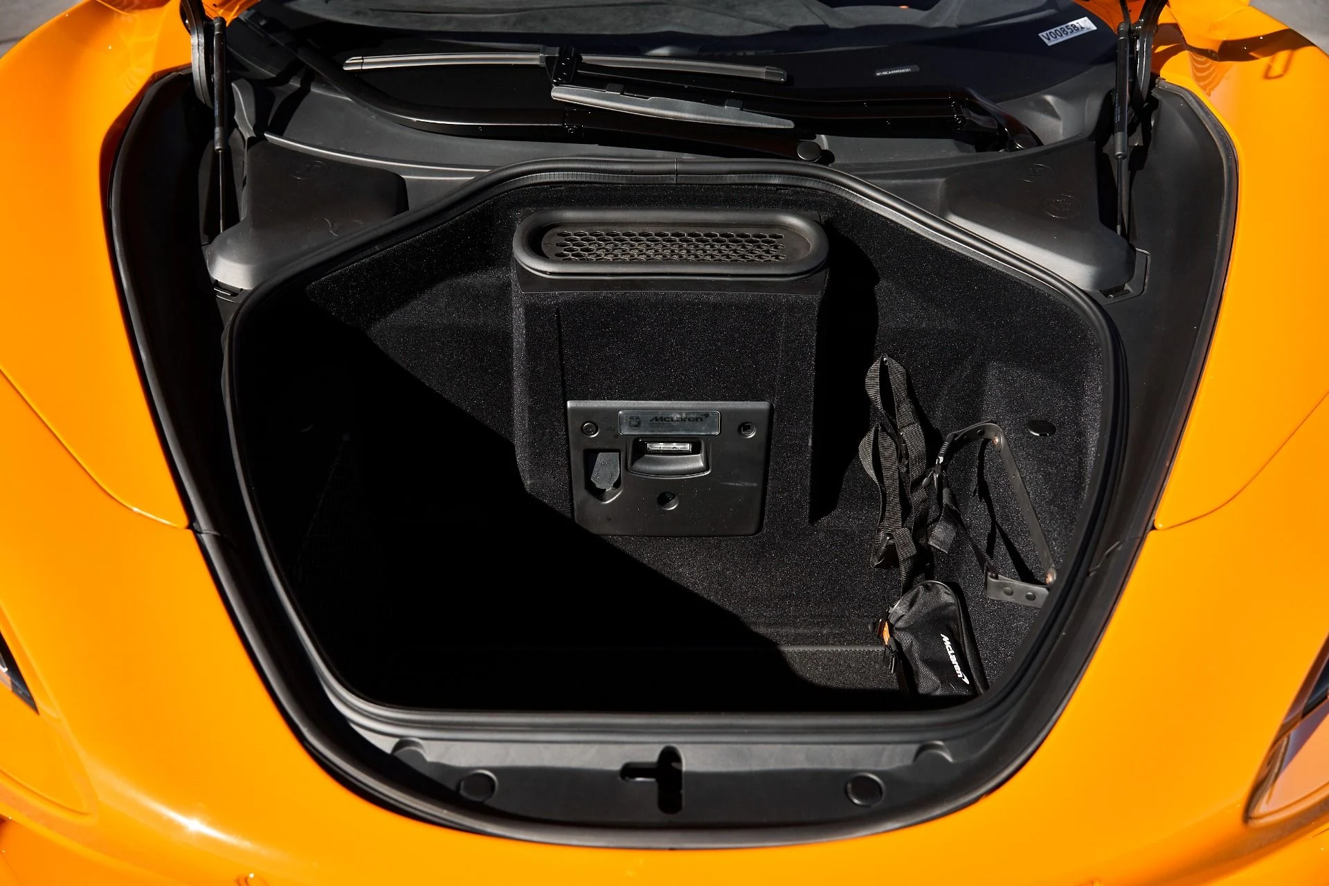 mph019_898736480_Used_2024_Mc_Laren_750_S_Spider_1761608894_afcfab62e6