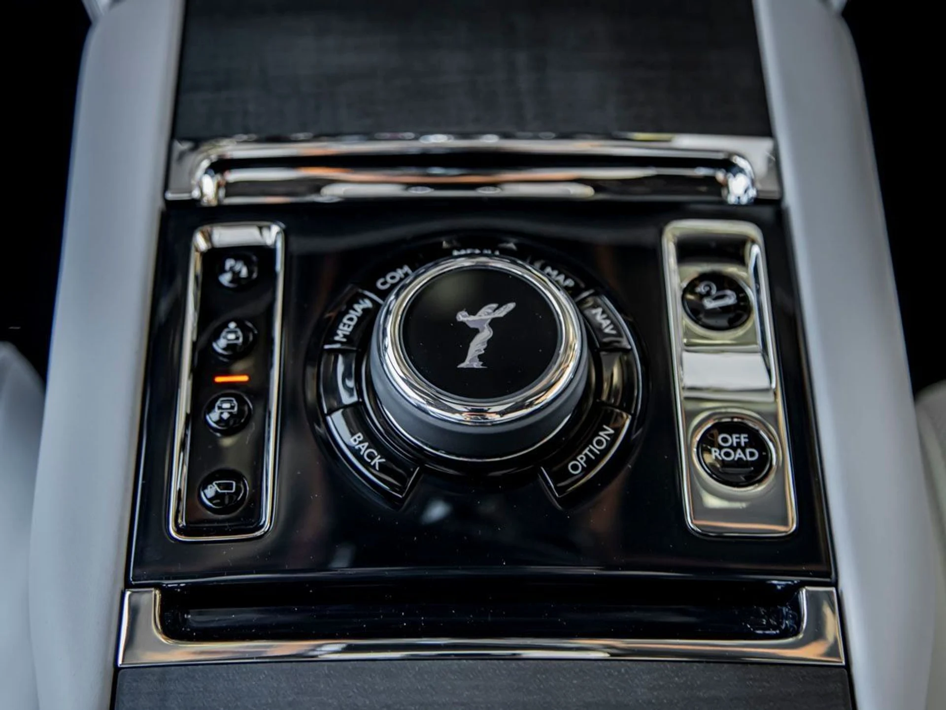 mph019_904195295_20_e26a7b2e7a