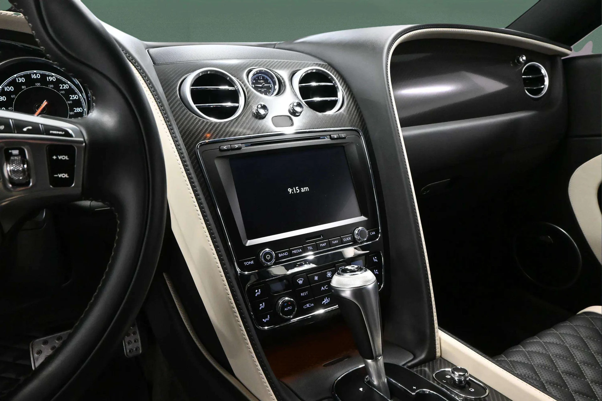 mph019_905732027_03d1f379_54b1_4bf3_a5f6_01397cb5abec_f8c8cc38b5